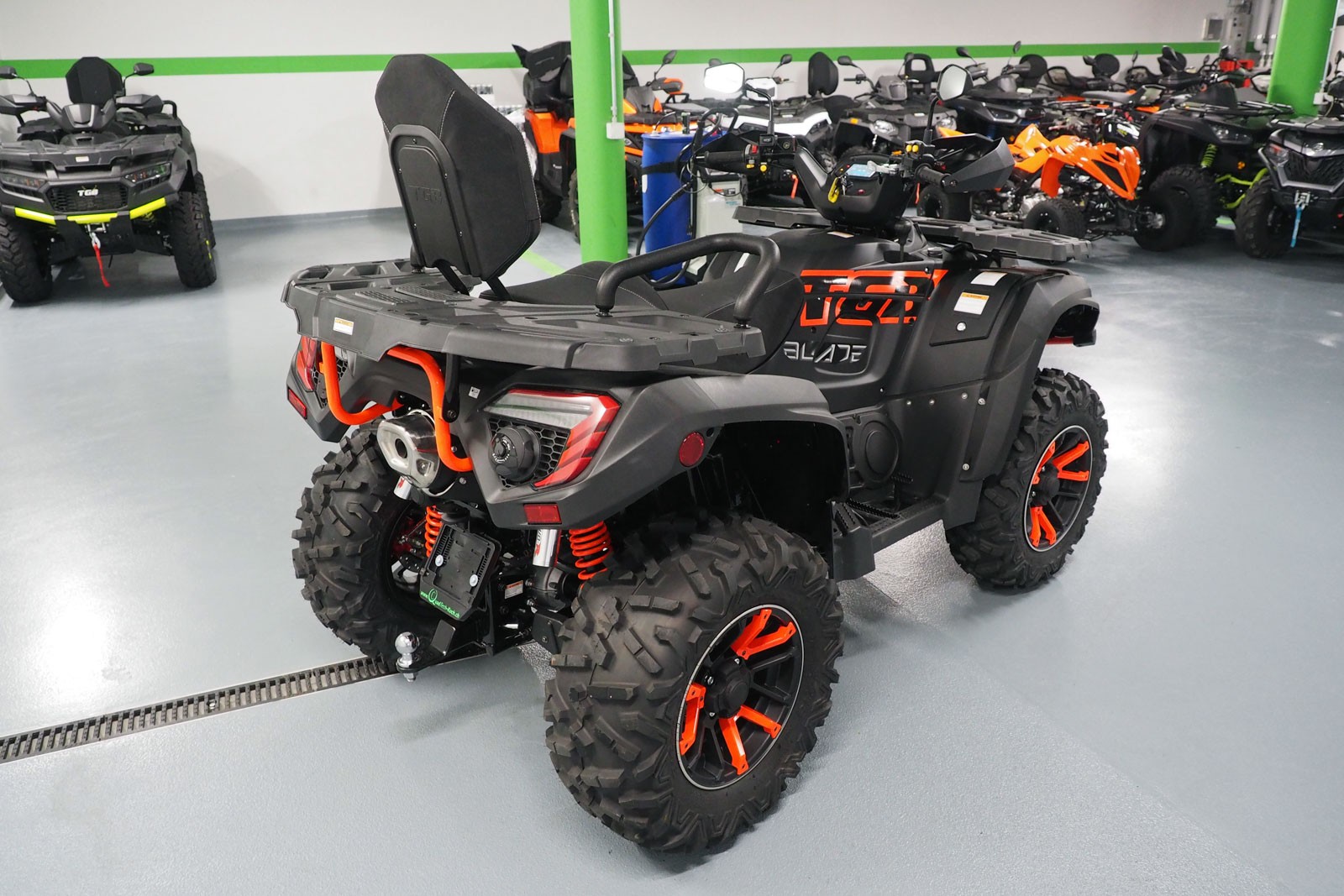 TGB Blade 1000 EFI LT Touring 4x4-image-5