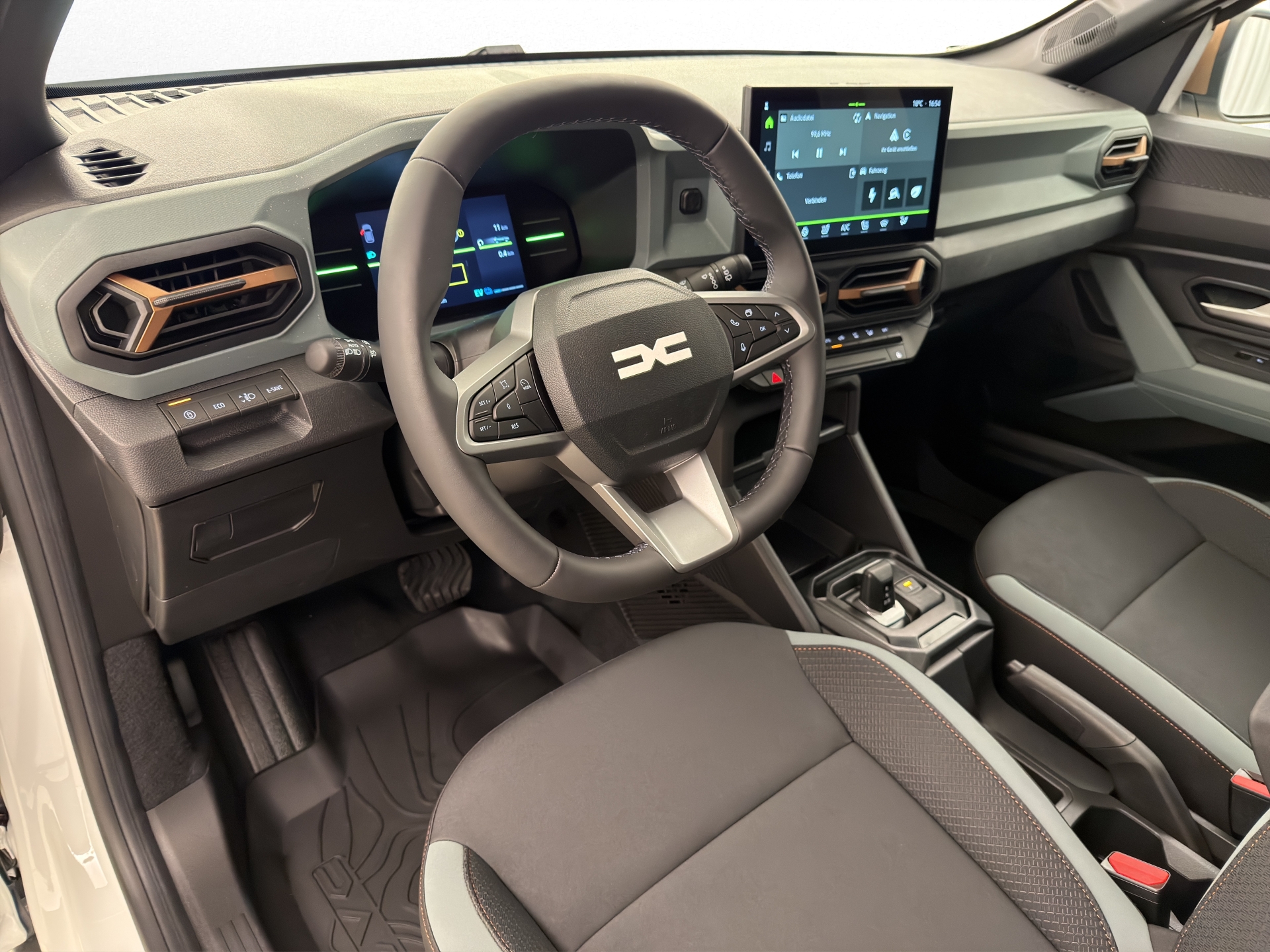 DACIA Duster 1.8 Hybrid Extreme-image-13
