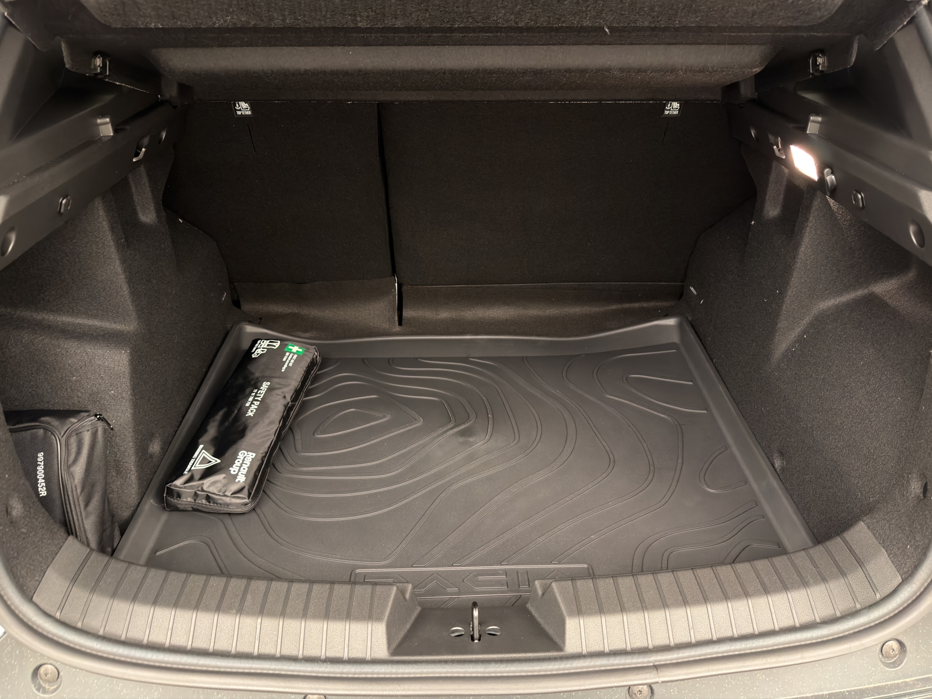 DACIA Duster 1.8 Hybrid Extreme-image-12