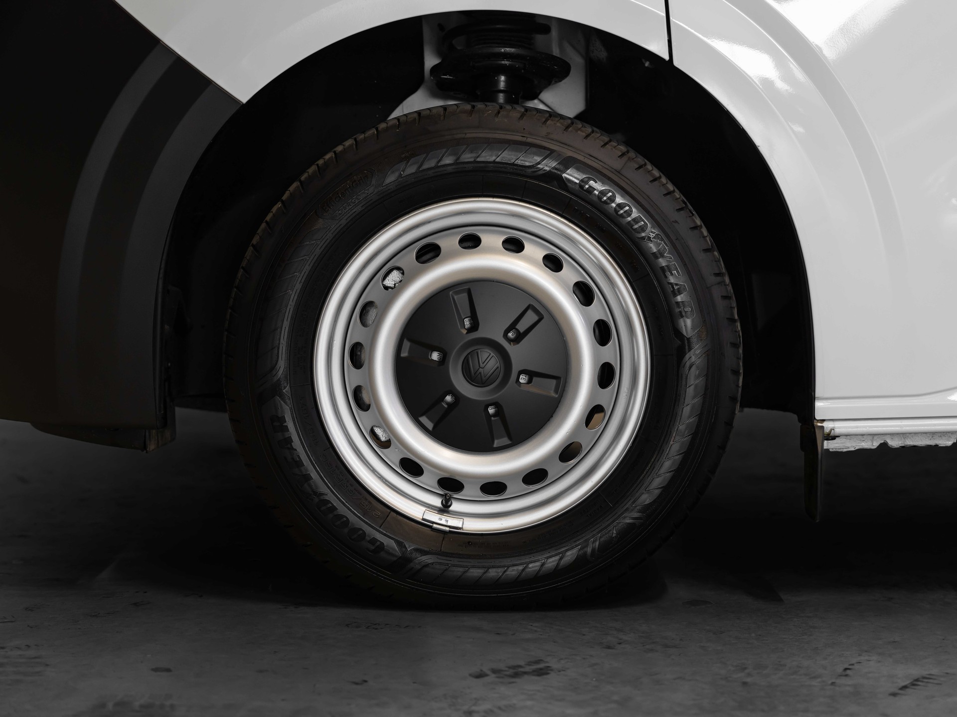 VW e-Transporter 63,8 kWh 5 Jahre oder 150'000km Werksgarantie-image-7