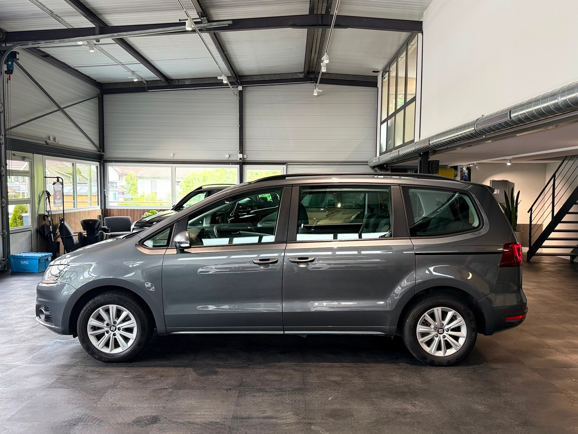 SEAT Alhambra 1.4TSI Sol-showroom-element-1