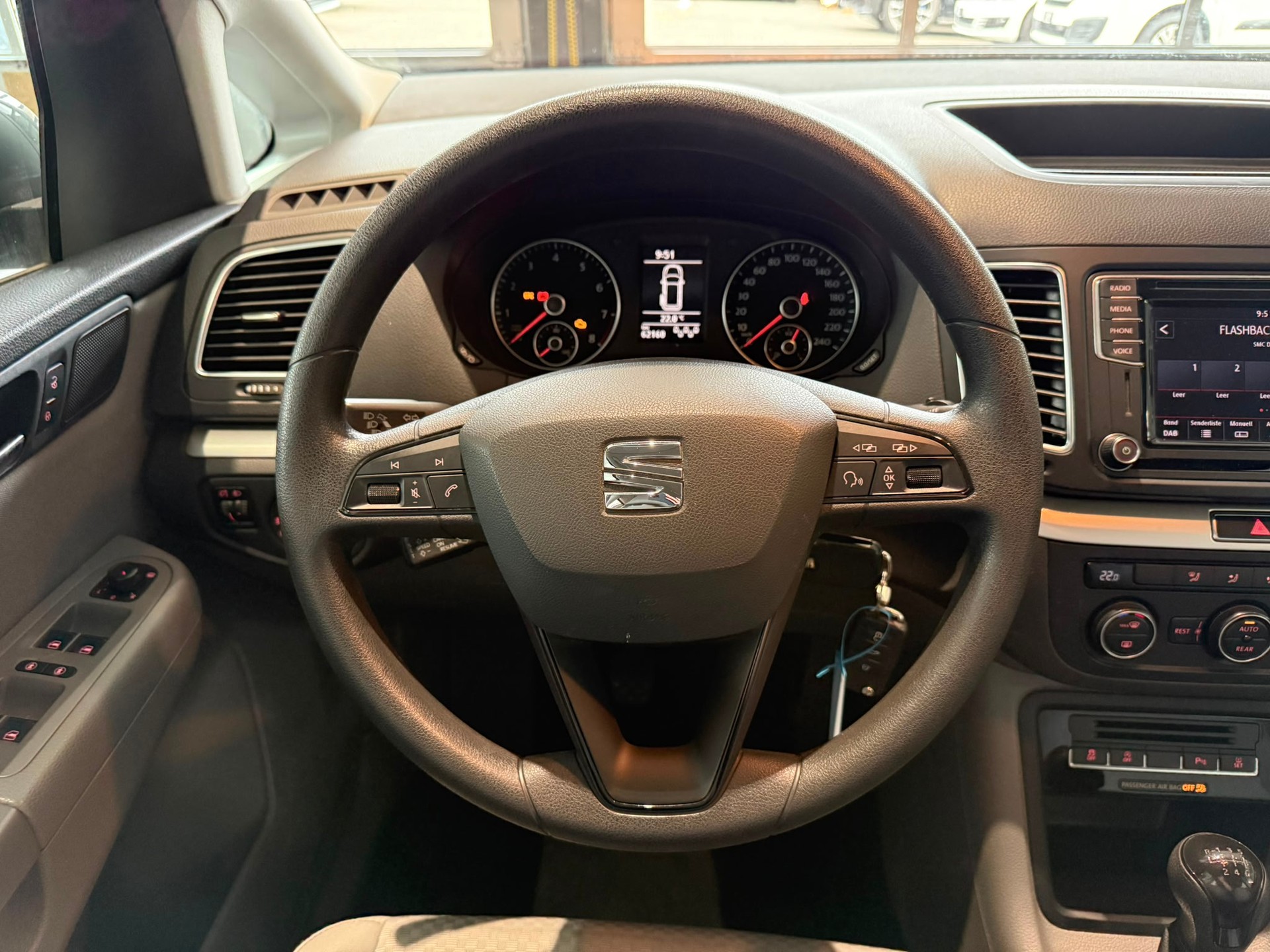 SEAT Alhambra 1.4TSI Sol-image-13