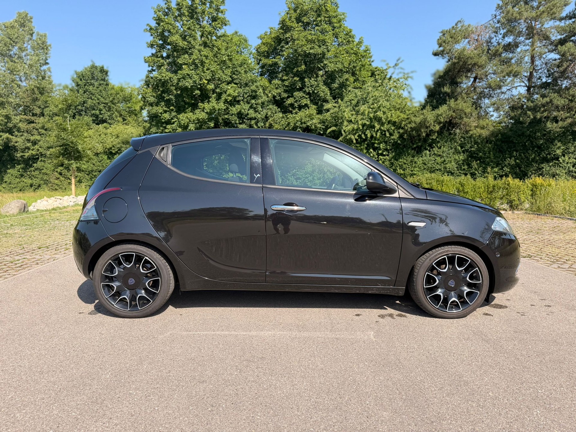 LANCIA Ypsilon 0.9 TwinAir Gold-showroom-element-3
