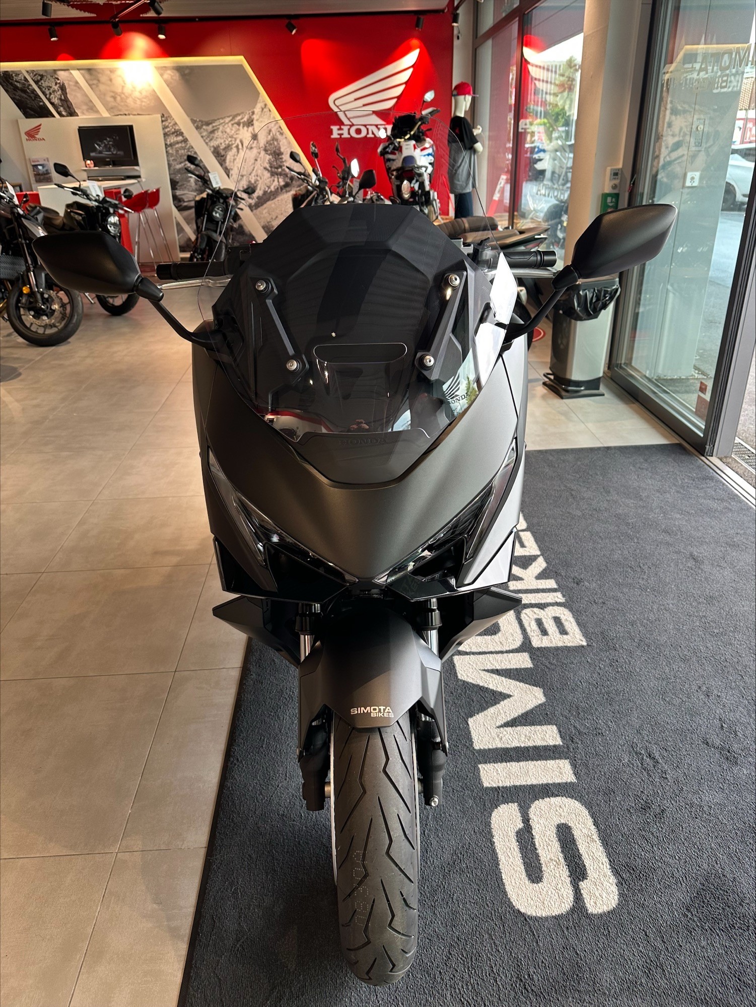 HONDA FORZA 750-image-2