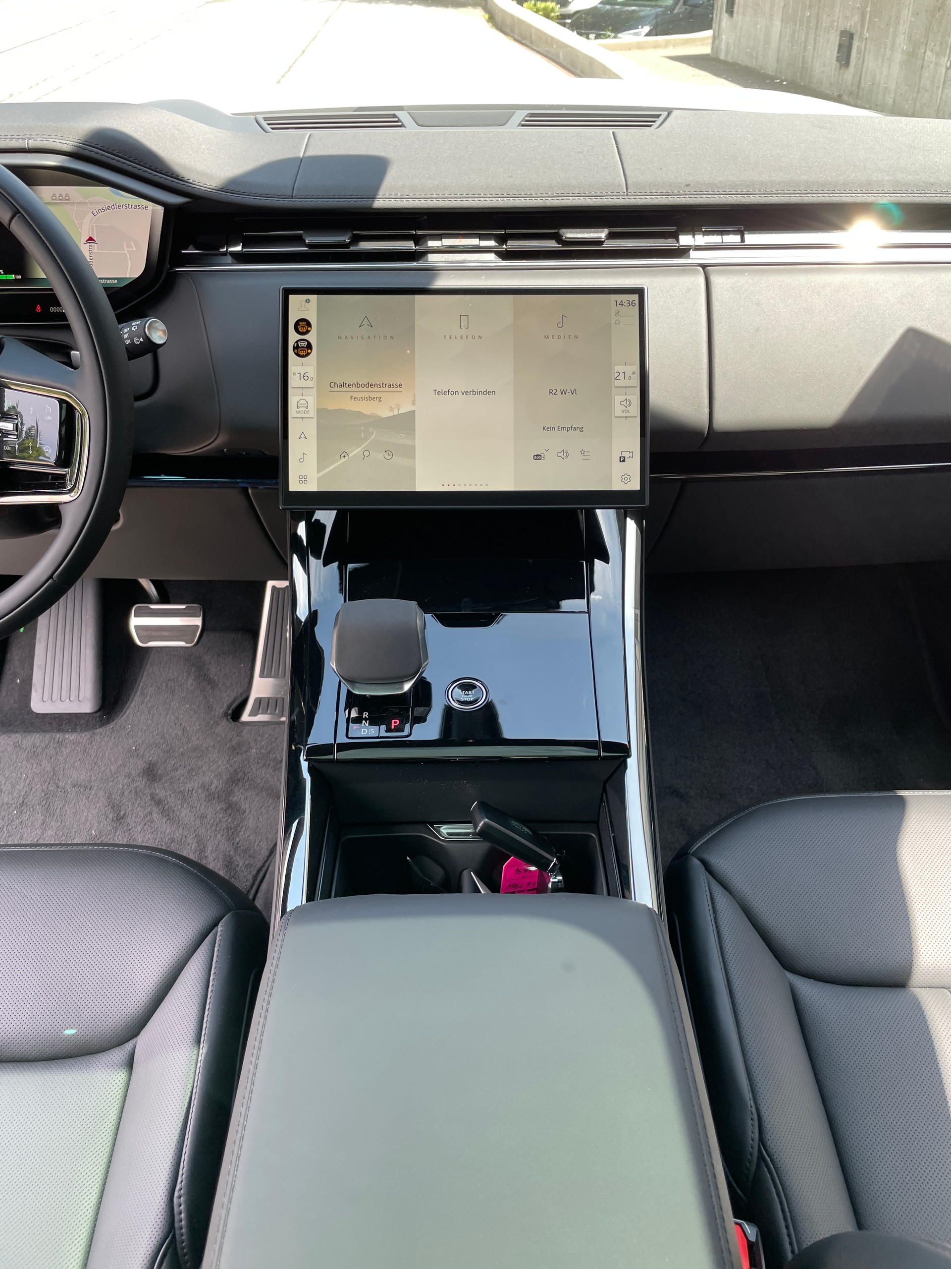 LAND ROVER Range Rover Sport P440e 3.0 Si6 PHEV Dynamic HSE Automatic-image-19