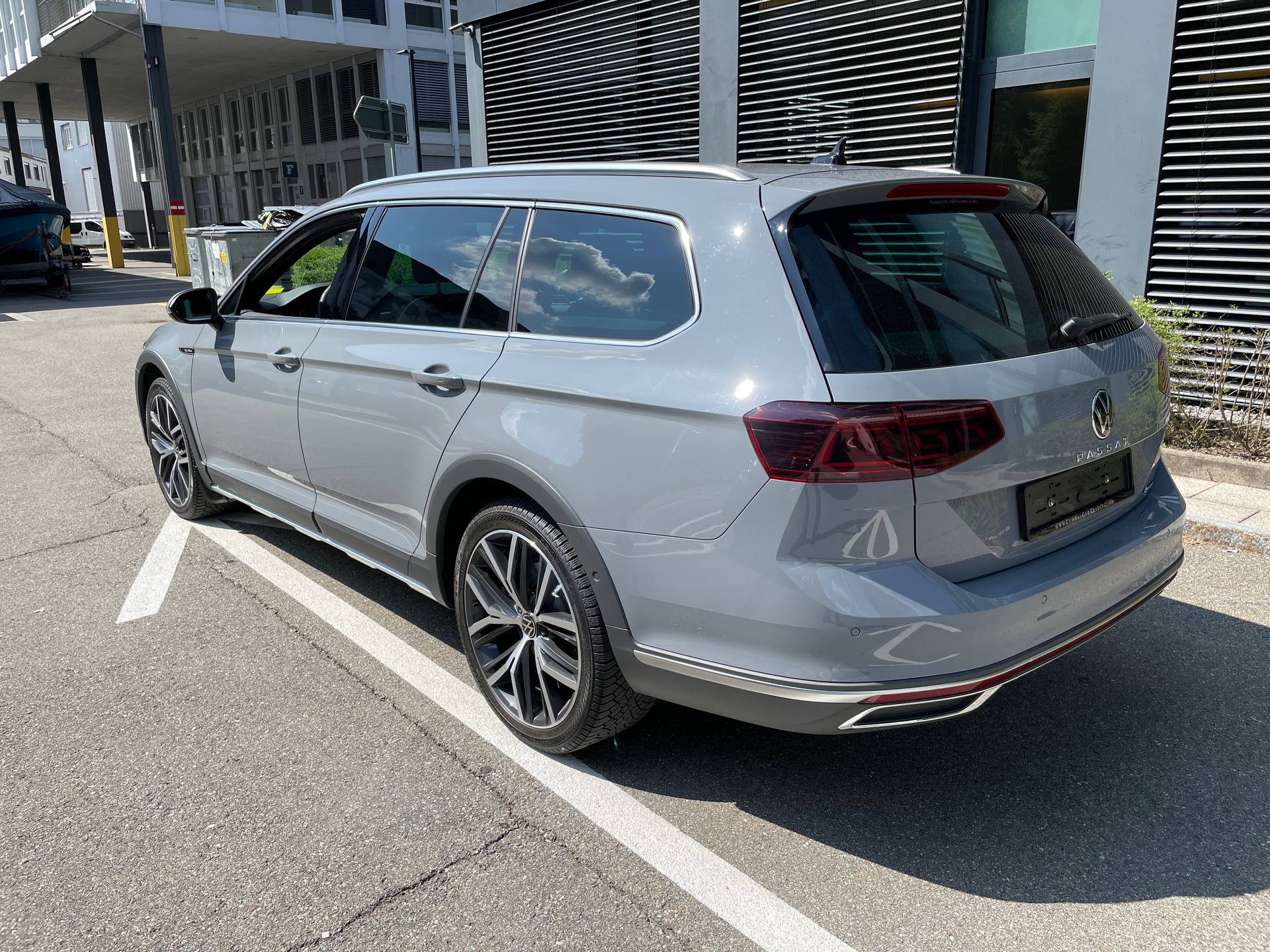 VW Passat Alltrack 2.0 TSI 4Motion DSG-showroom-element-2