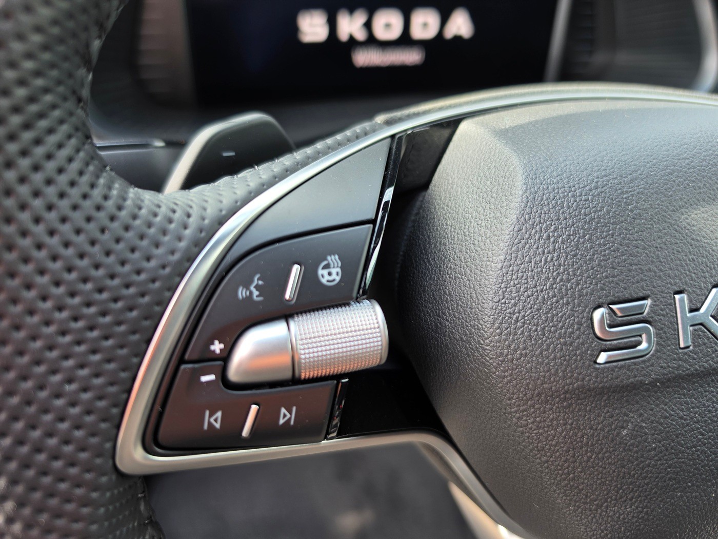 SKODA Kamiq 1.5 TSI Dynamic DSG-image-16