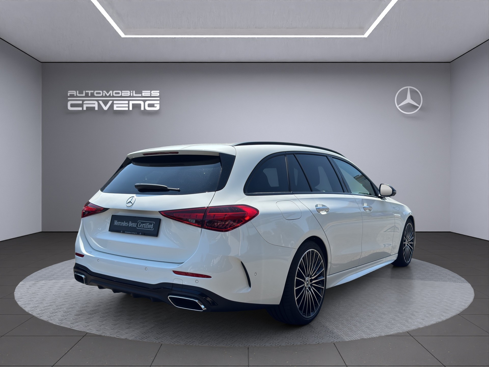 MERCEDES-BENZ C 200 T 4Matic AMG Line-image-4