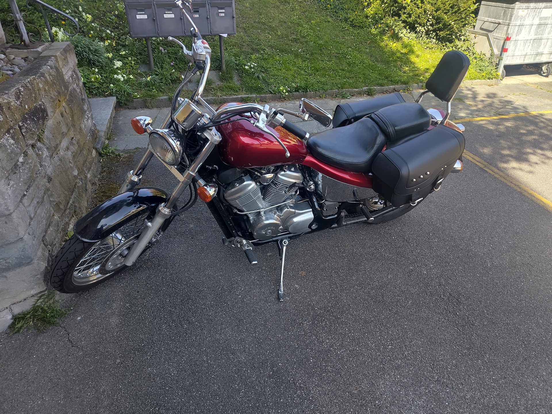 HONDA VT 600 C P-V Shadow-image-1