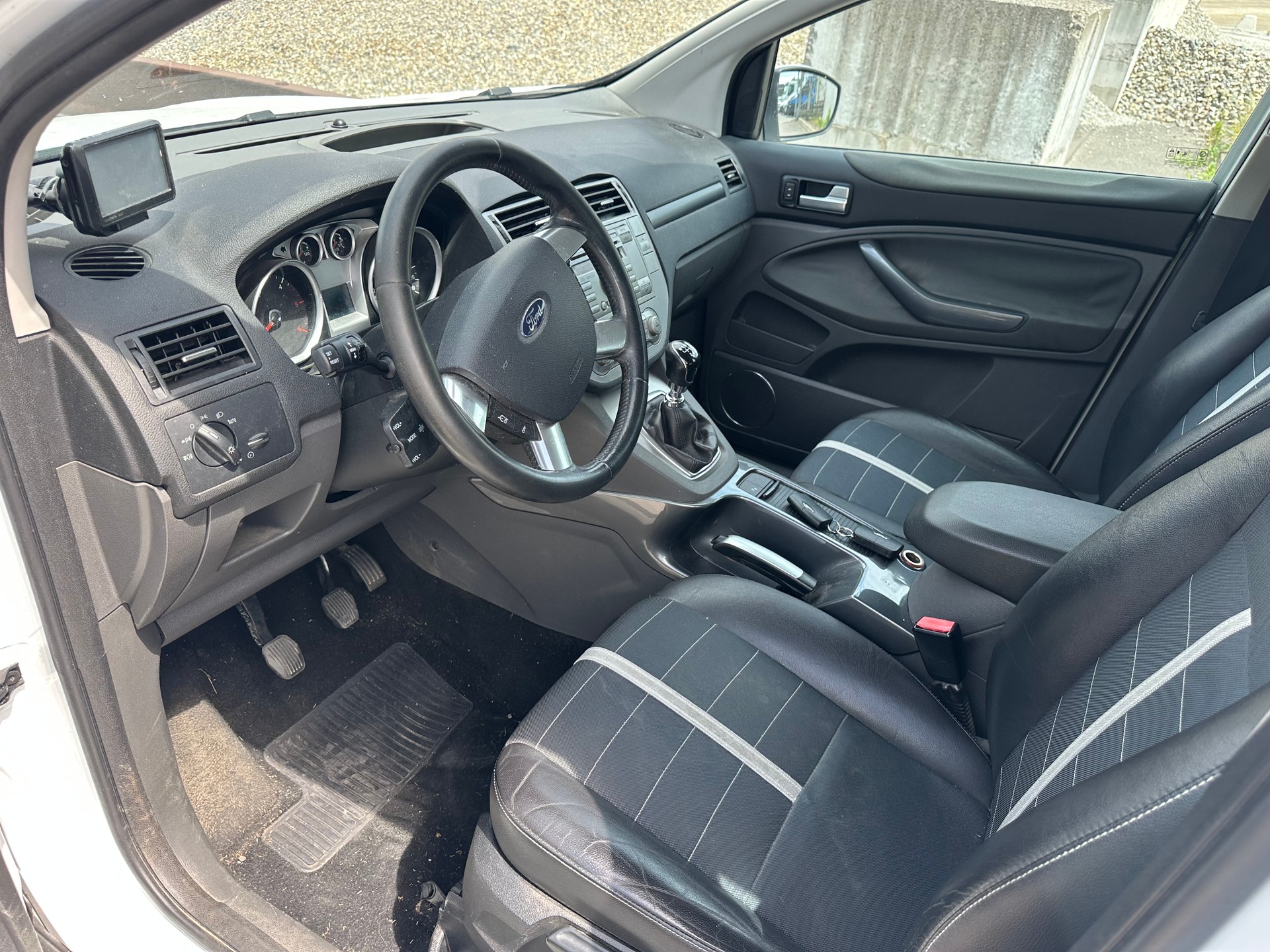 FORD Kuga 2.0 TDCi Titanium 4WD-image-7