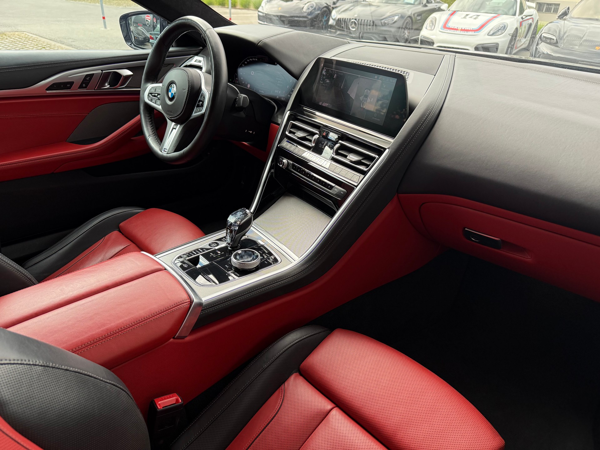 BMW M850i xDrive Steptronic-image-8