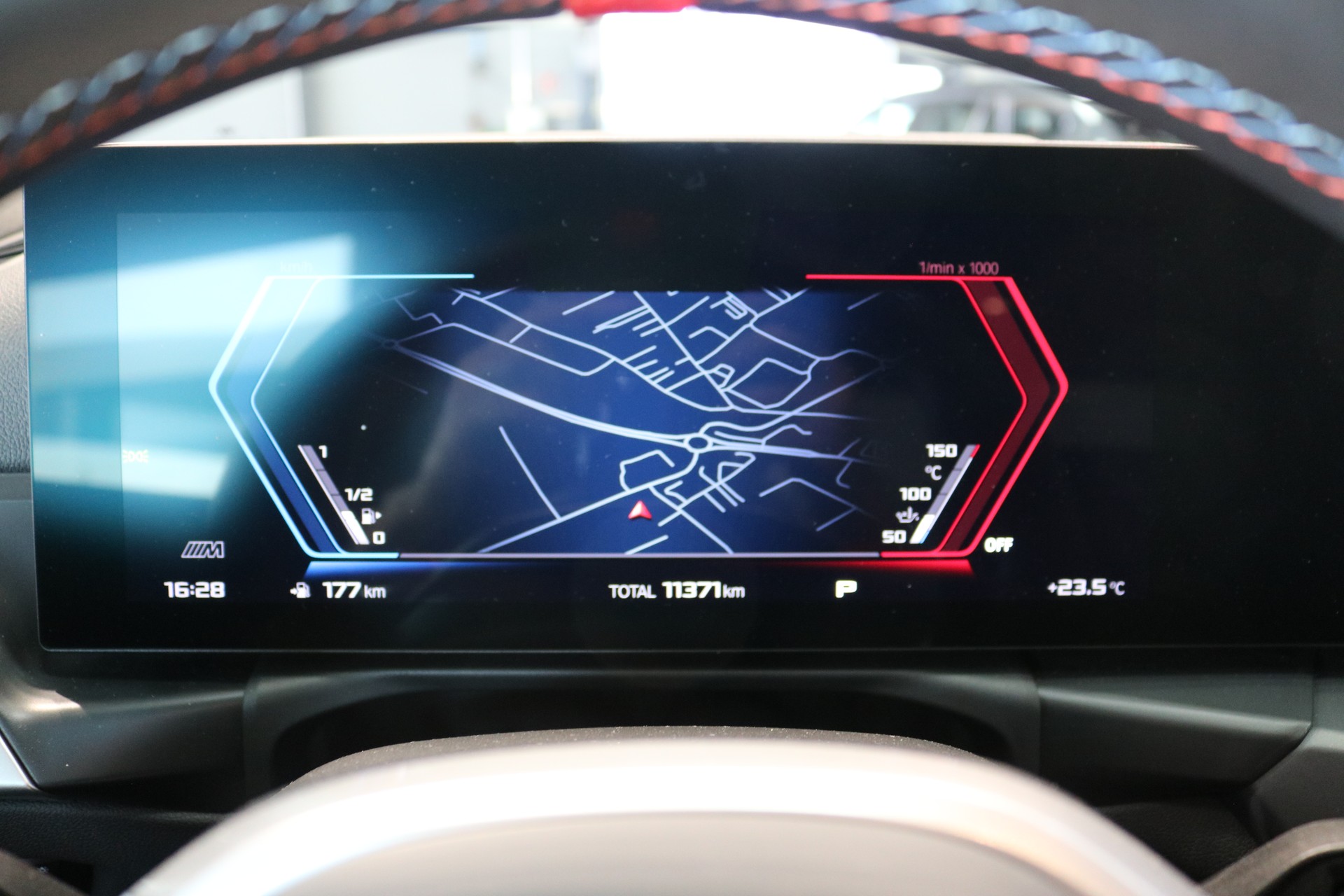 BMW M2 Steptronic-image-5