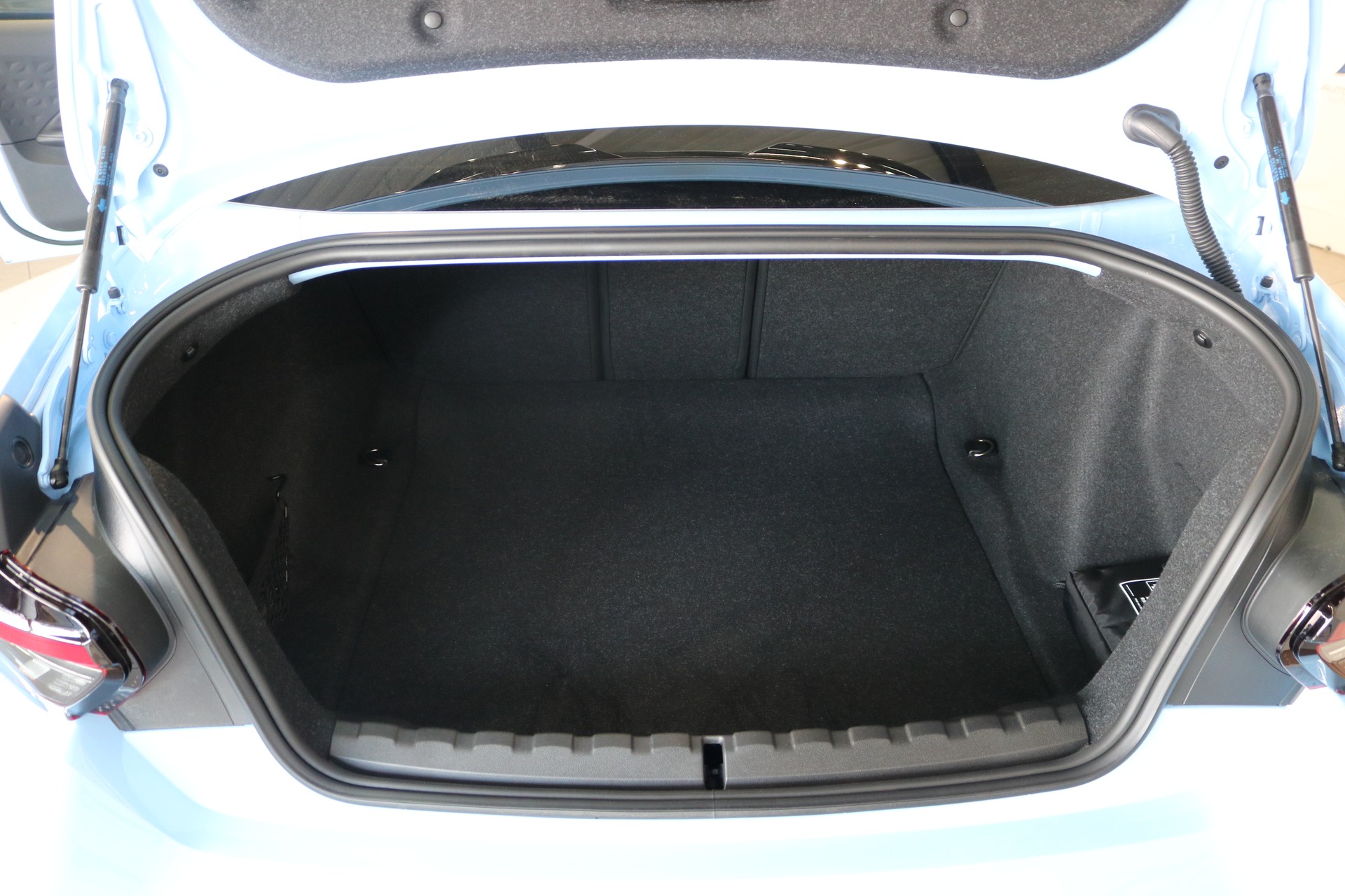 BMW M2 Steptronic-image-41