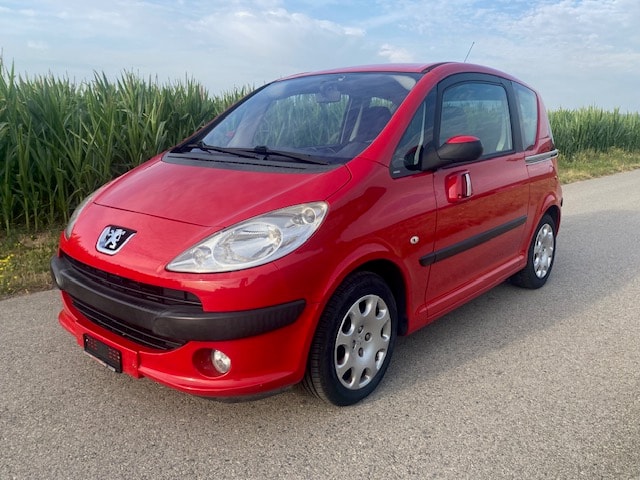 PEUGEOT 1007 1.4 Urban