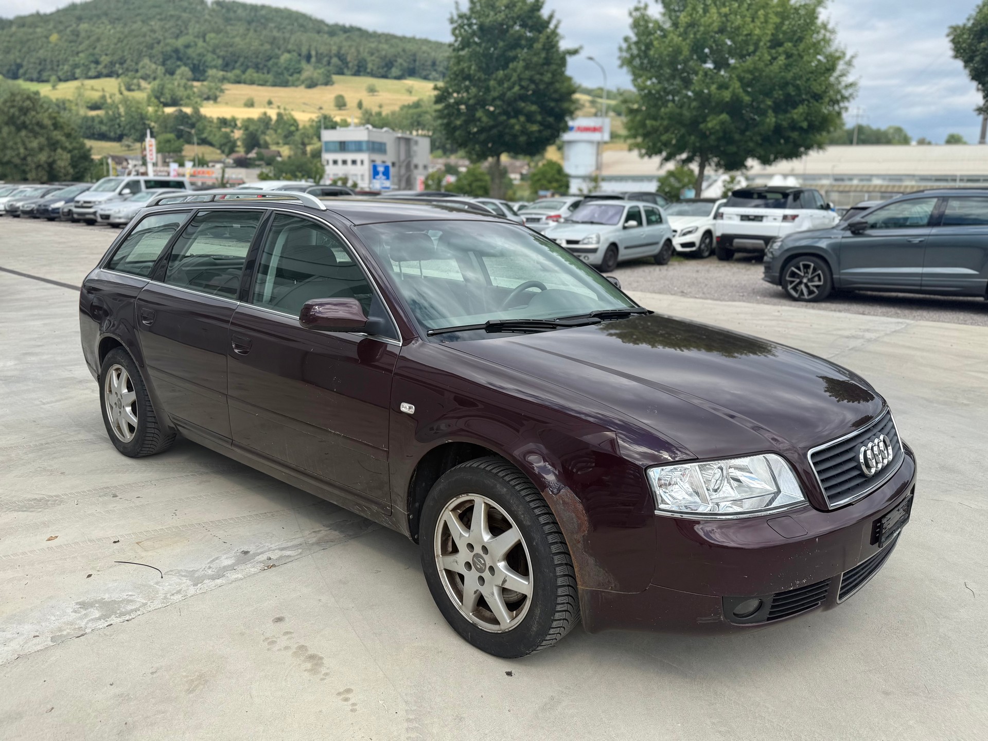 AUDI A6 Avant 2.4 quattro-image-4