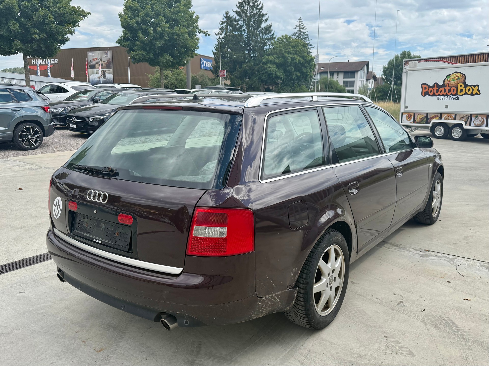 AUDI A6 Avant 2.4 quattro-image-3