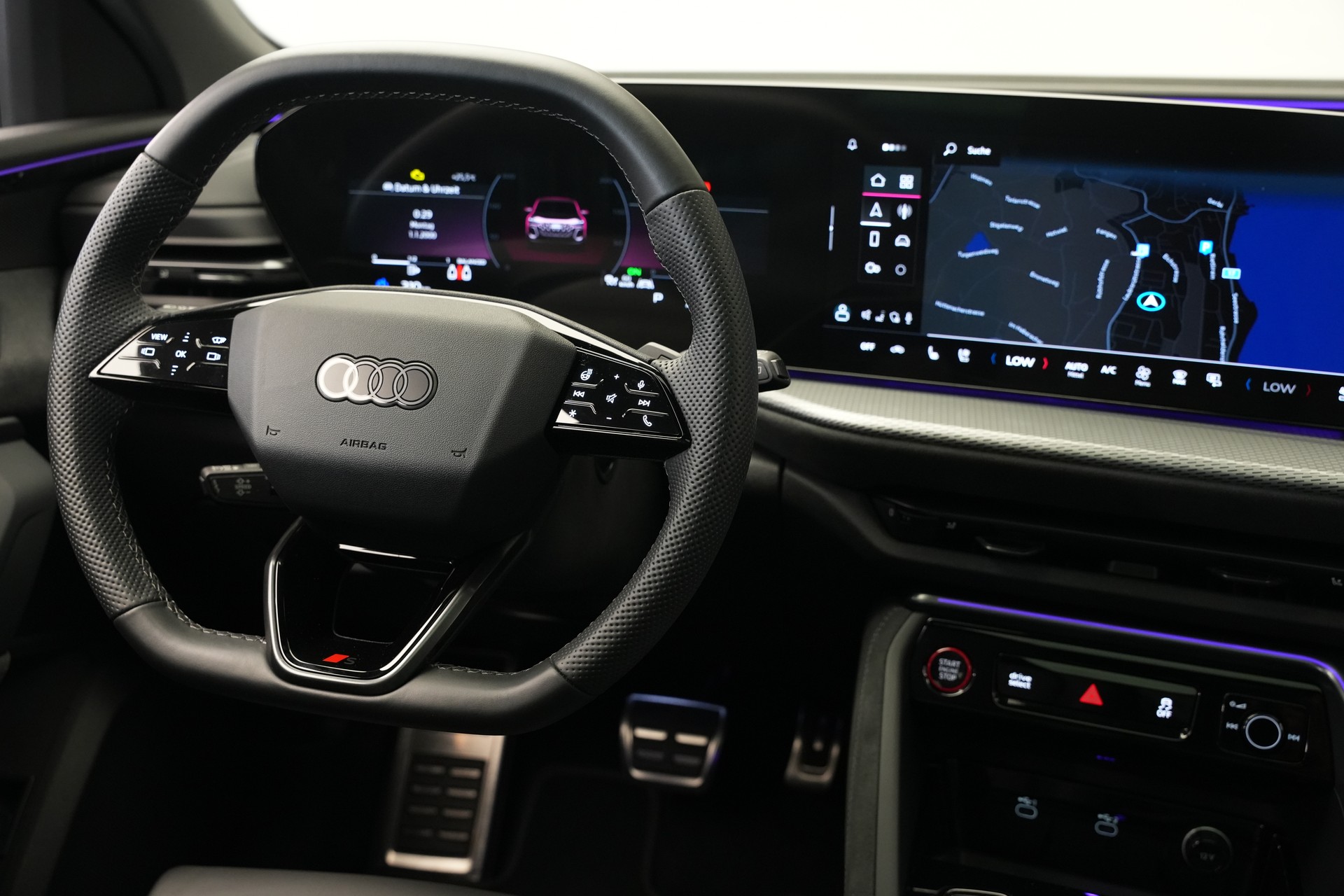 AUDI SQ5 TFSI quattro S-tronic *Luftfederung* *Panorama* *Leder* *HuD*-image-17