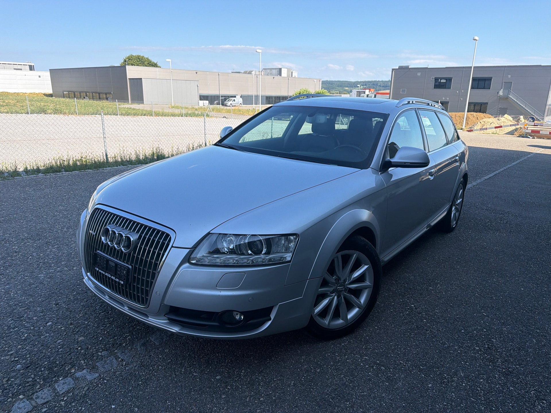 AUDI A6 allroad 3.0 TDI quattro tiptronic ** Voll-Leder ** Navigation ** Xenon ** PDC V&H- RF-Kamera ** B5b