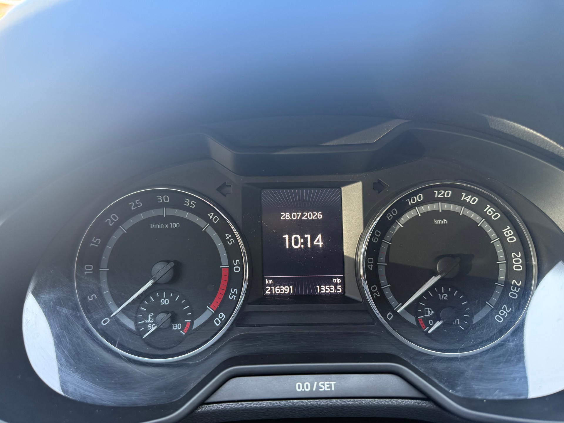 SKODA Octavia Combi 2.0 TDI Scout 4x4 DSG-image-15