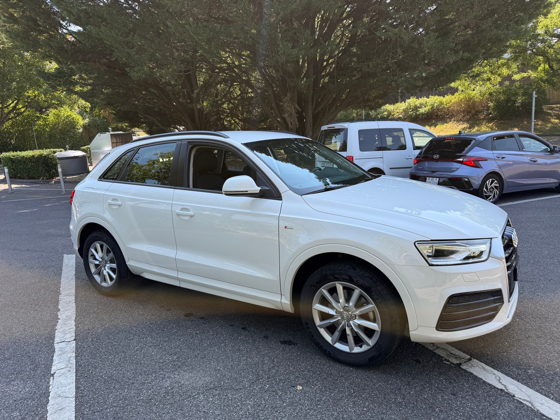 AUDI Q3 1.4 TFSI ultra design-showroom-element-3