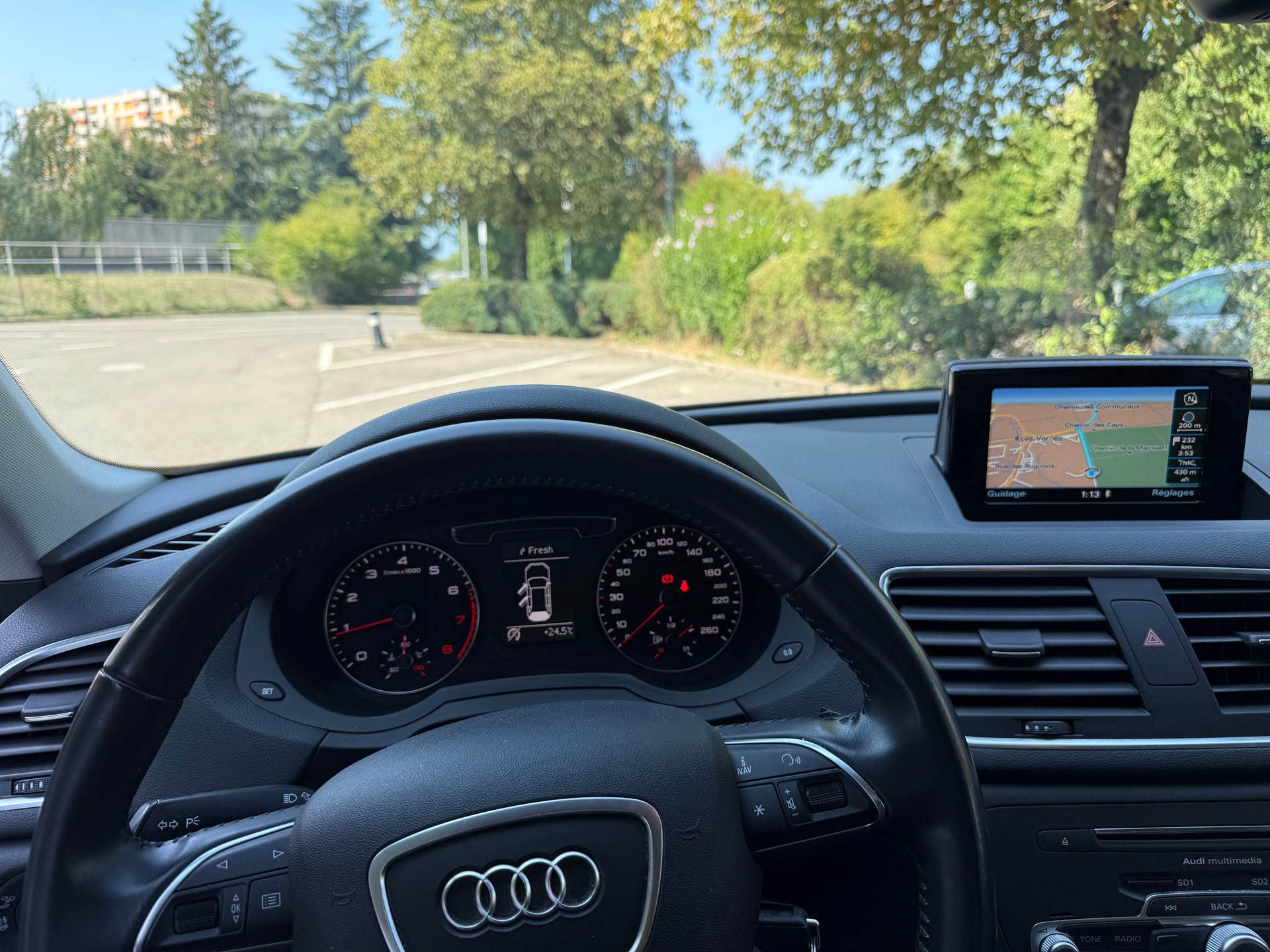 AUDI Q3 1.4 TFSI ultra design-image-16