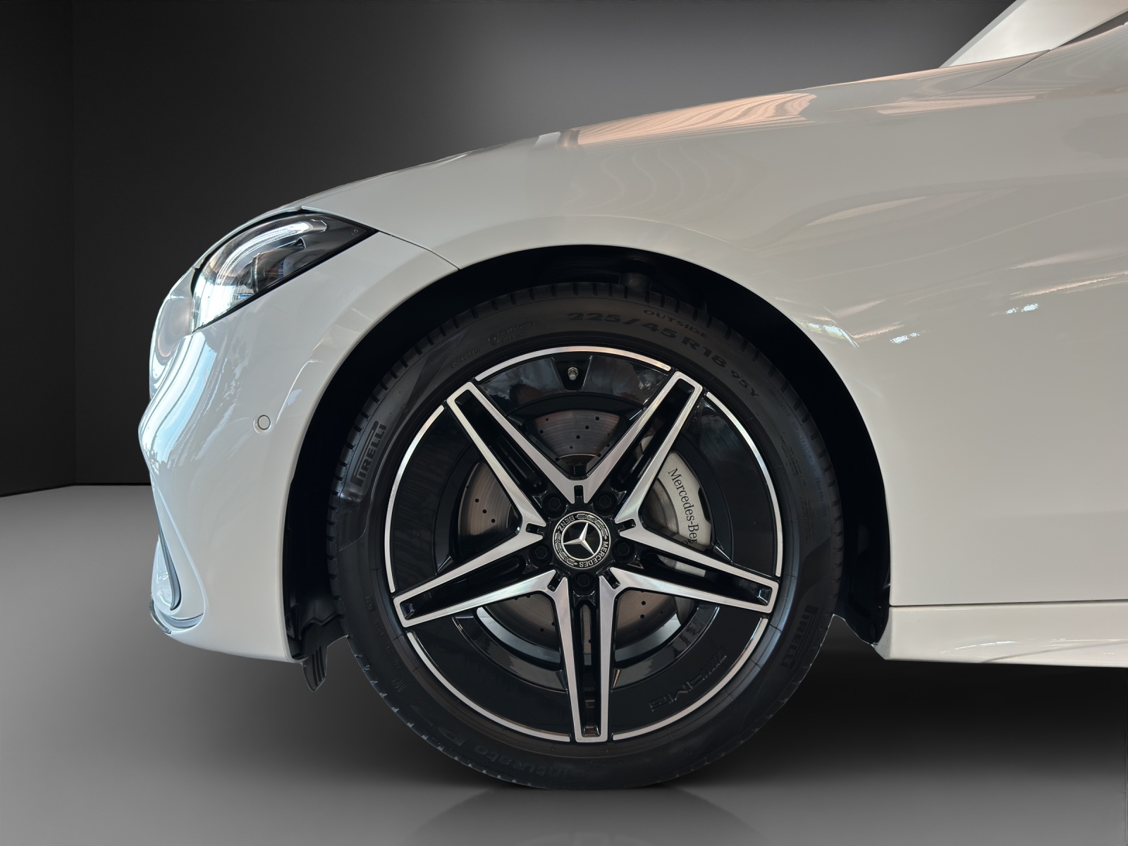 MERCEDES-BENZ C 200 T AMG Line-image-7