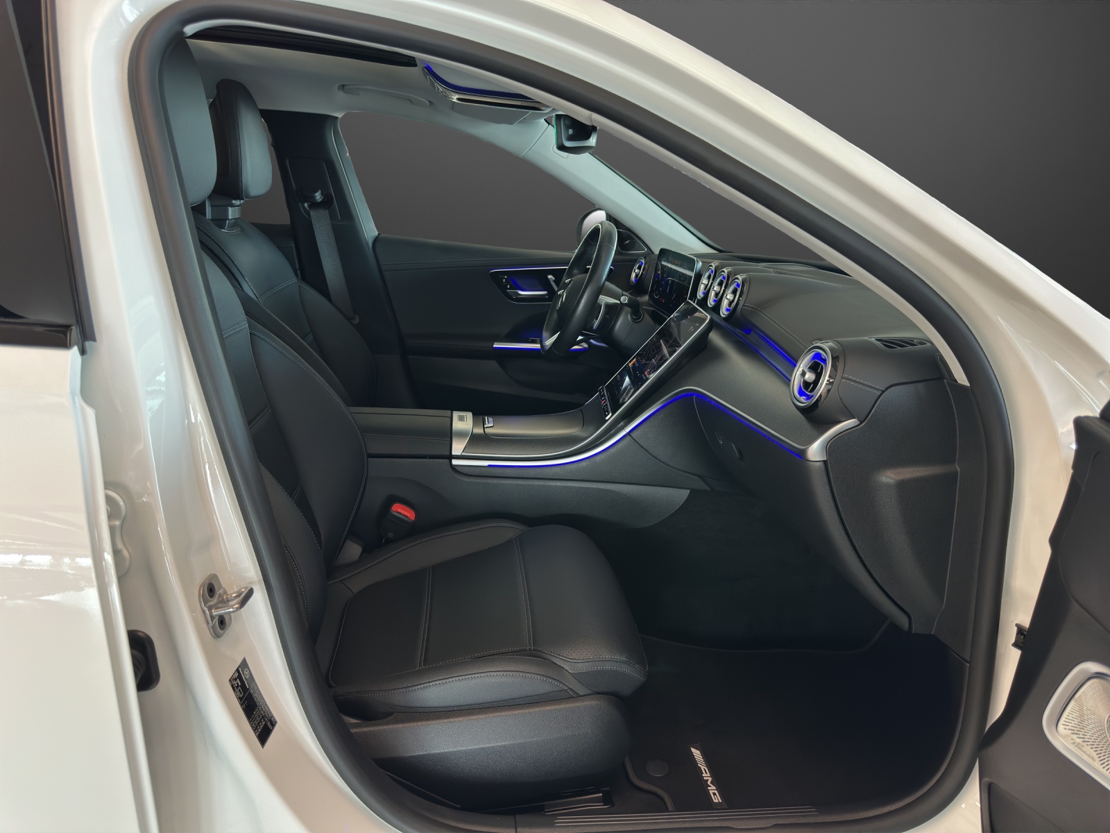 MERCEDES-BENZ C 200 T AMG Line-image-10