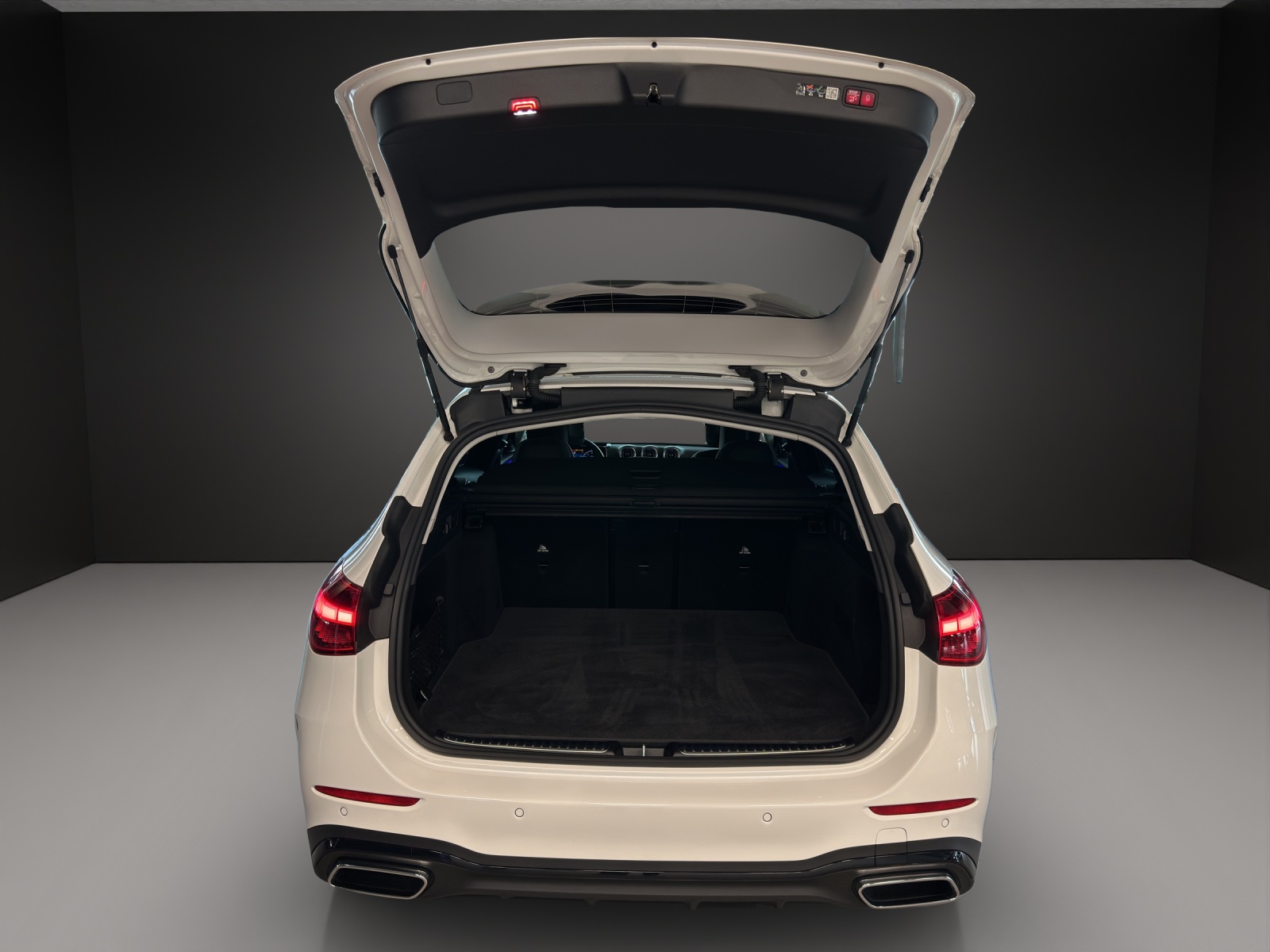 MERCEDES-BENZ C 200 T AMG Line-image-6