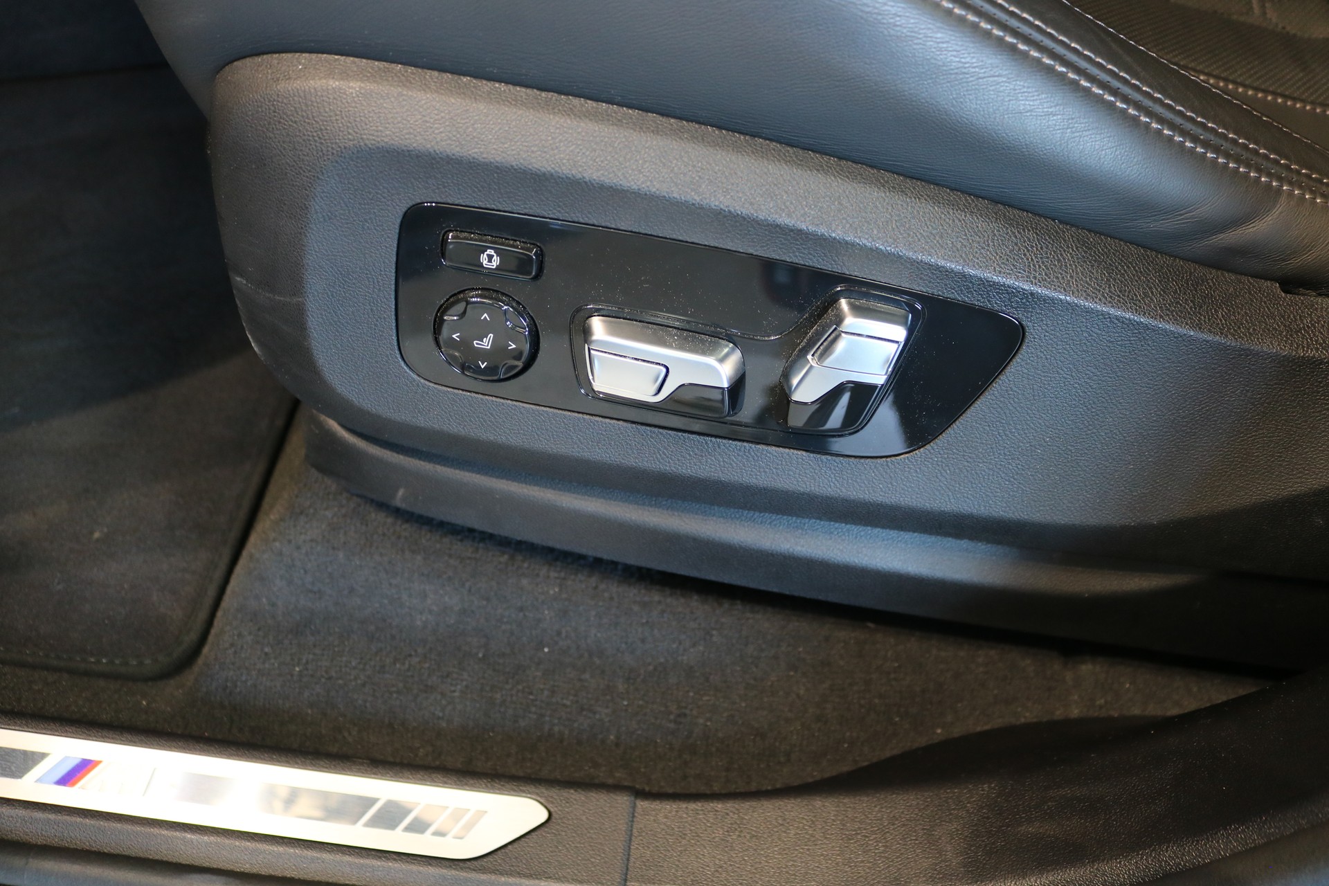 BMW X5 xDrive 50e M Sport Pro Steptronic-image-48