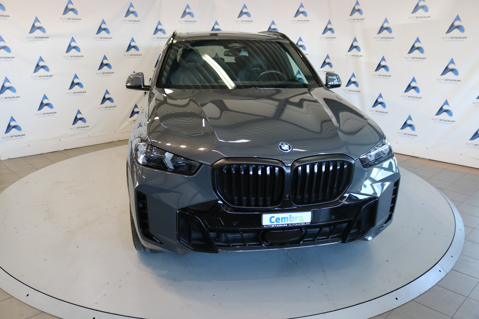 BMW X5 xDrive 50e M Sport Pro Steptronic-image-8