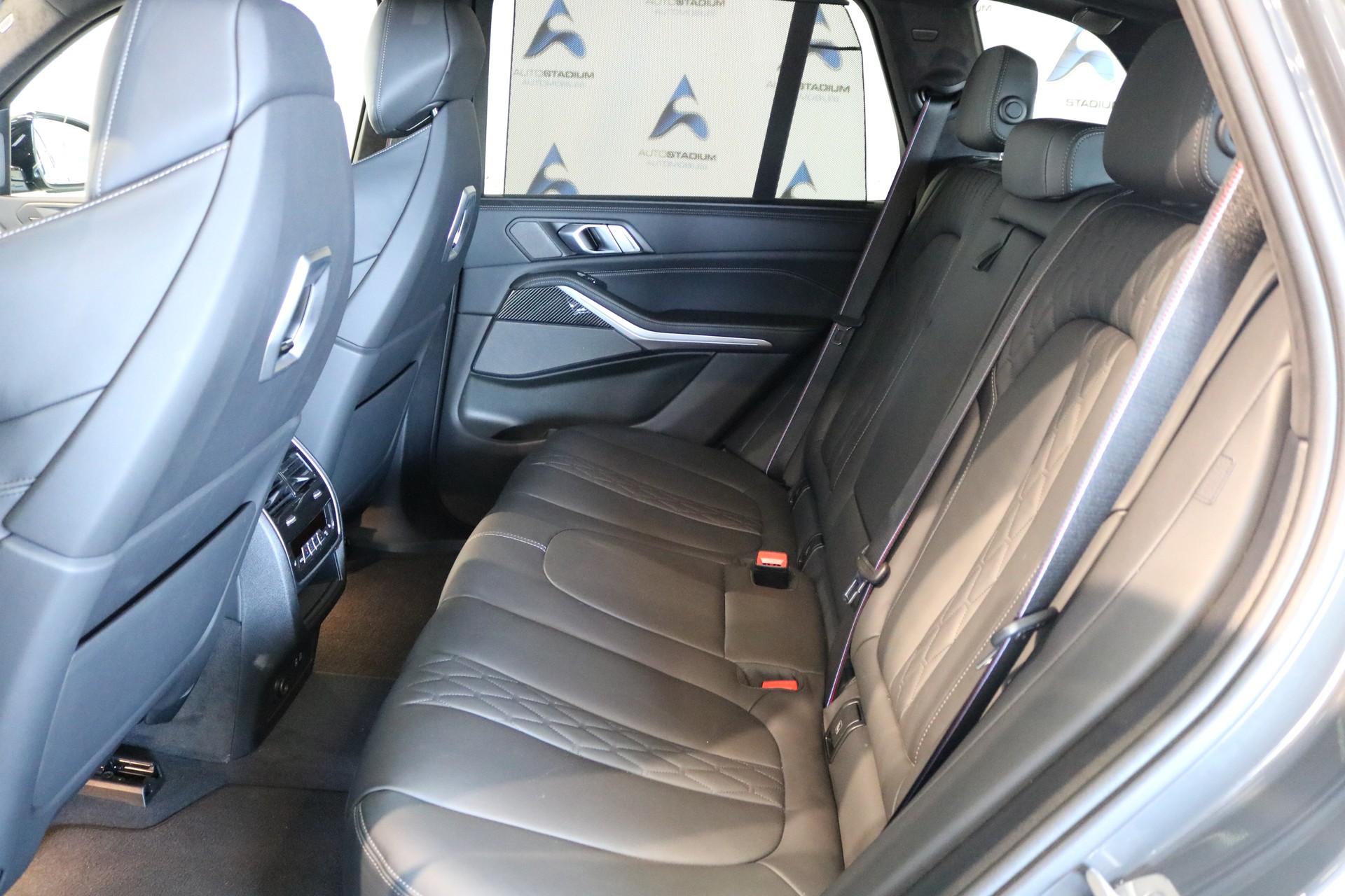 BMW X5 xDrive 50e M Sport Pro Steptronic-image-4