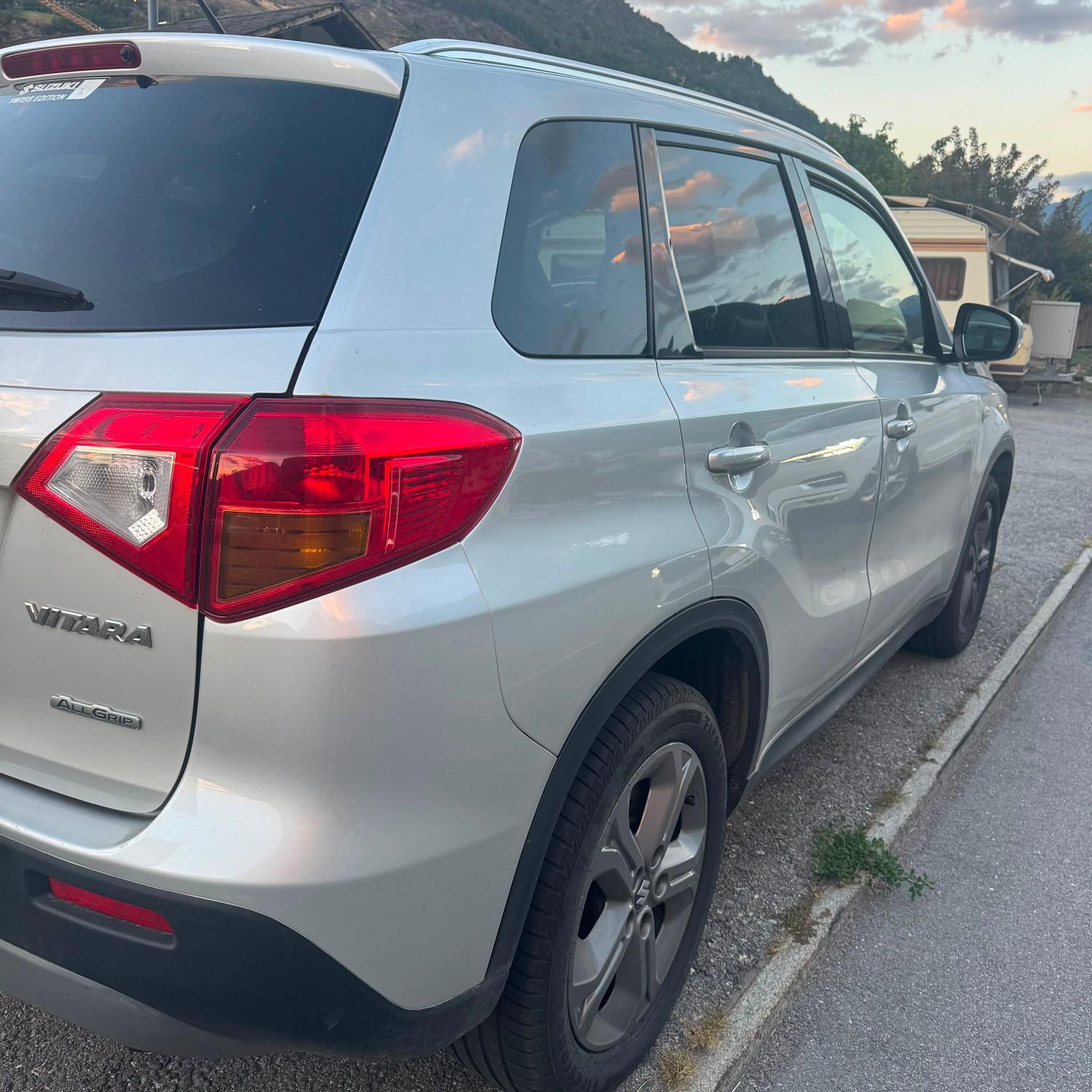 SUZUKI Vitara 1.6 TD Tradizio Top TCSS-image-3