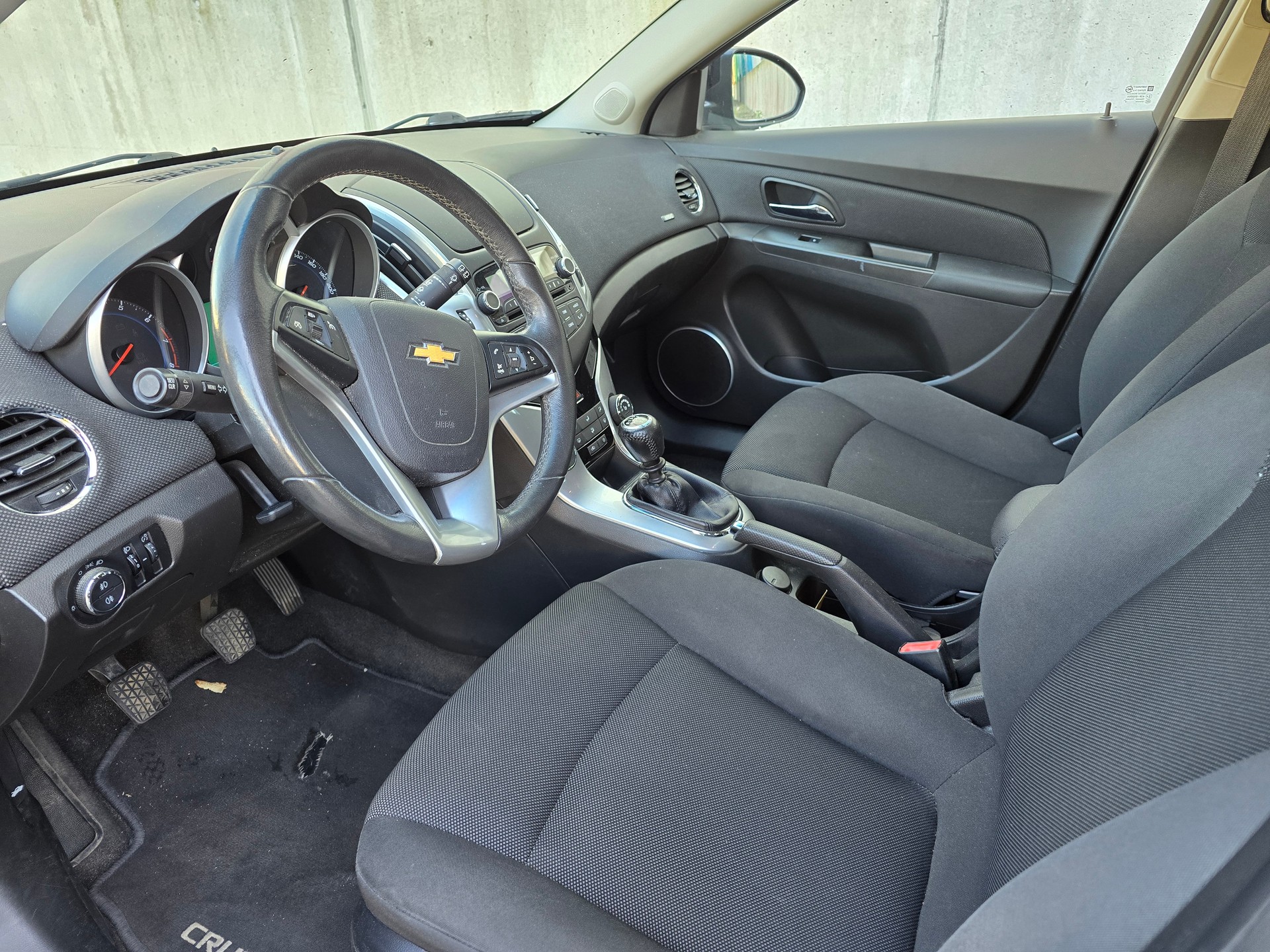 CHEVROLET Cruze Station Wagon 1.8 LTZ-image-6
