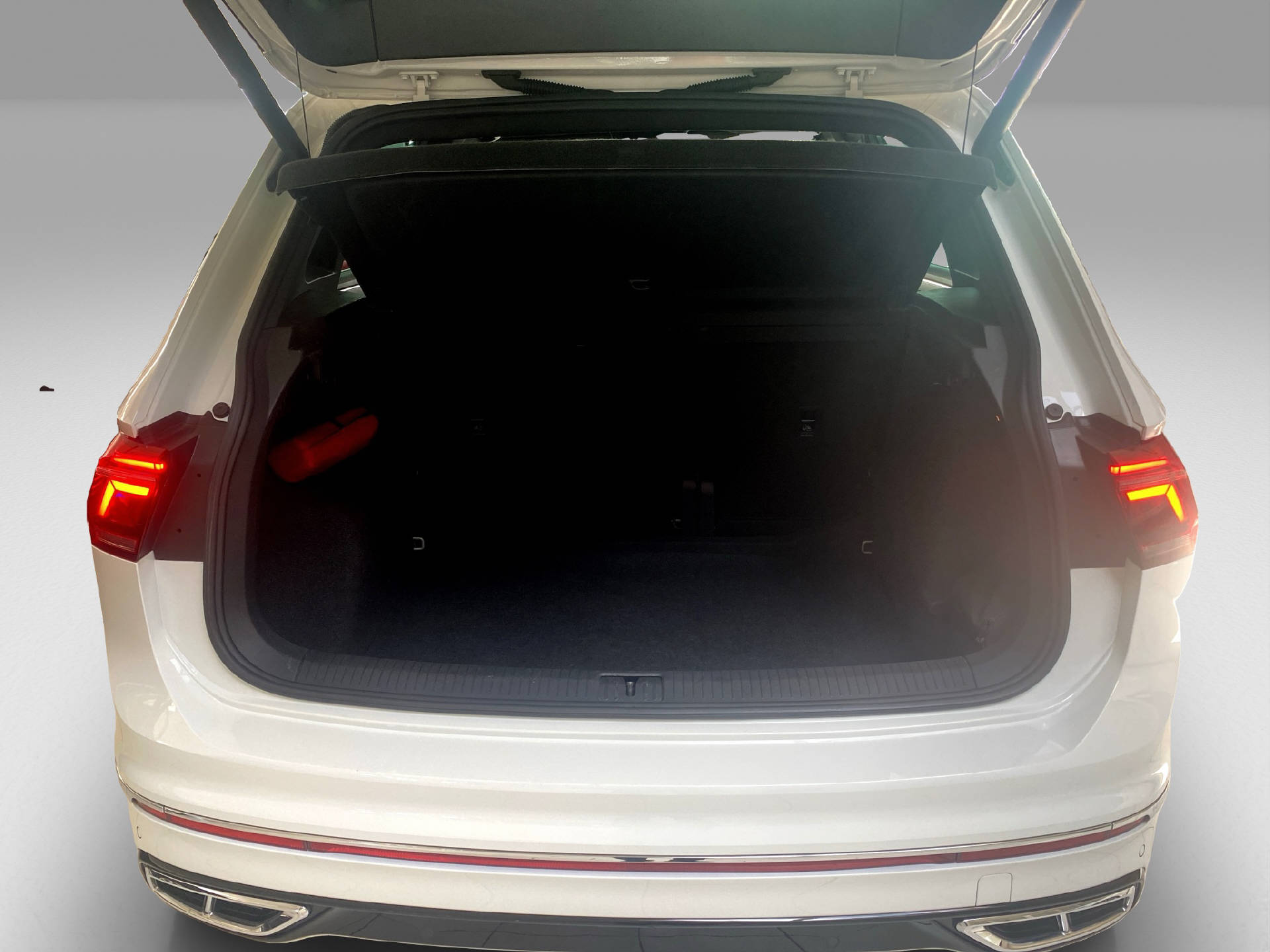 VW Tiguan 2.0 TDI SCR R-Line DSG-image-15