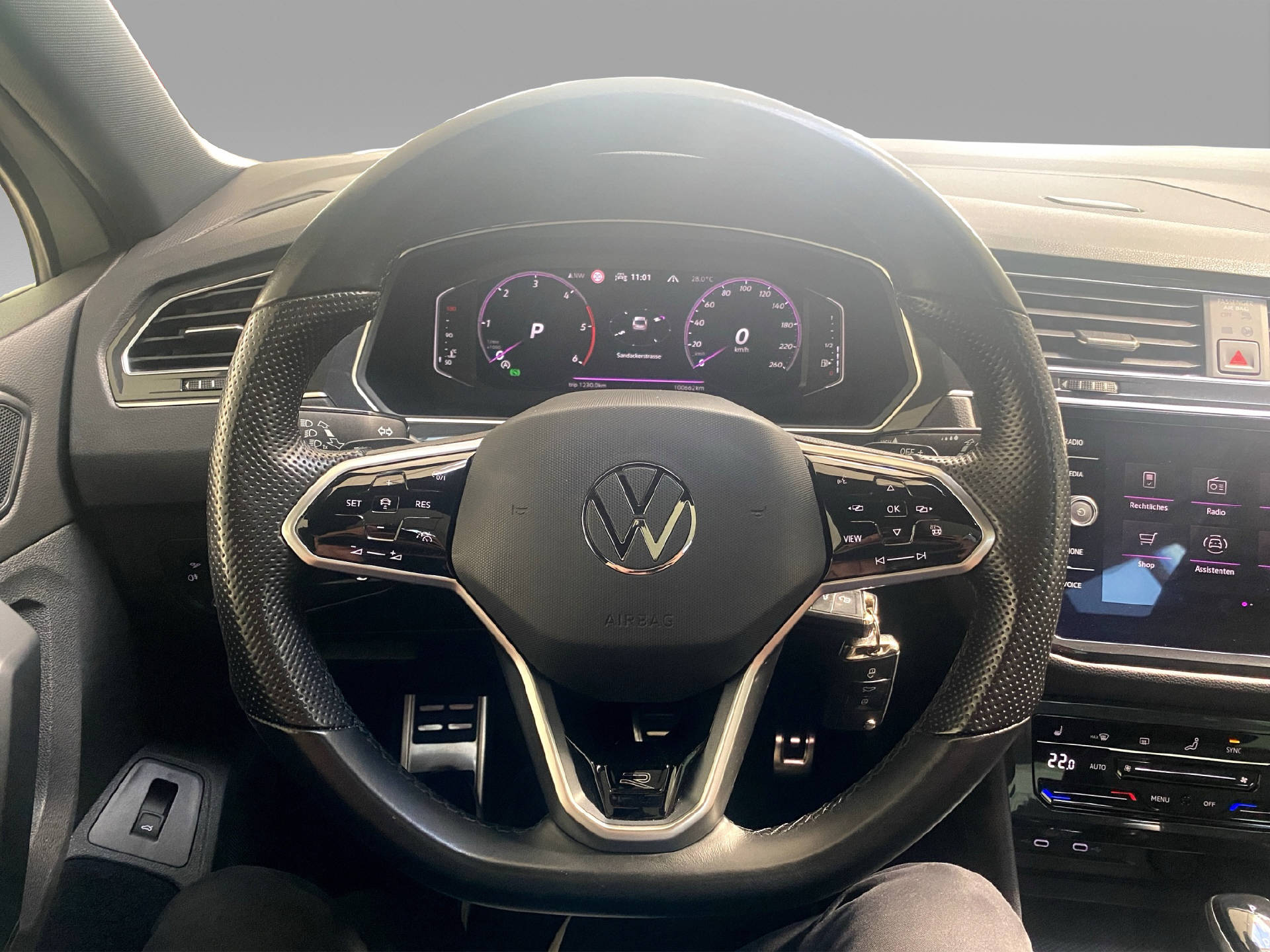 VW Tiguan 2.0 TDI SCR R-Line DSG-image-7