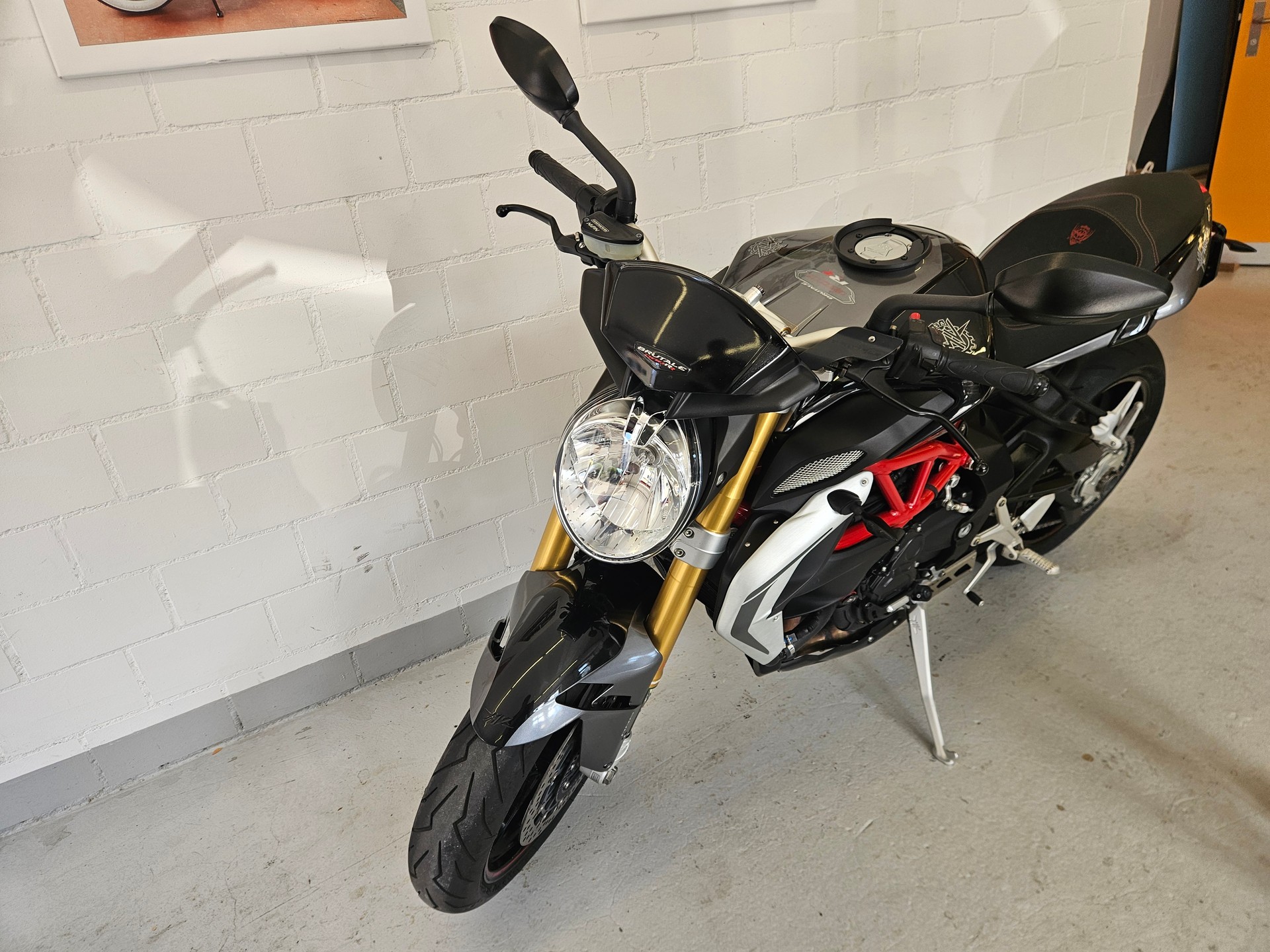 MV AGUSTA B3 Brutale 800 RR ABS-image-8