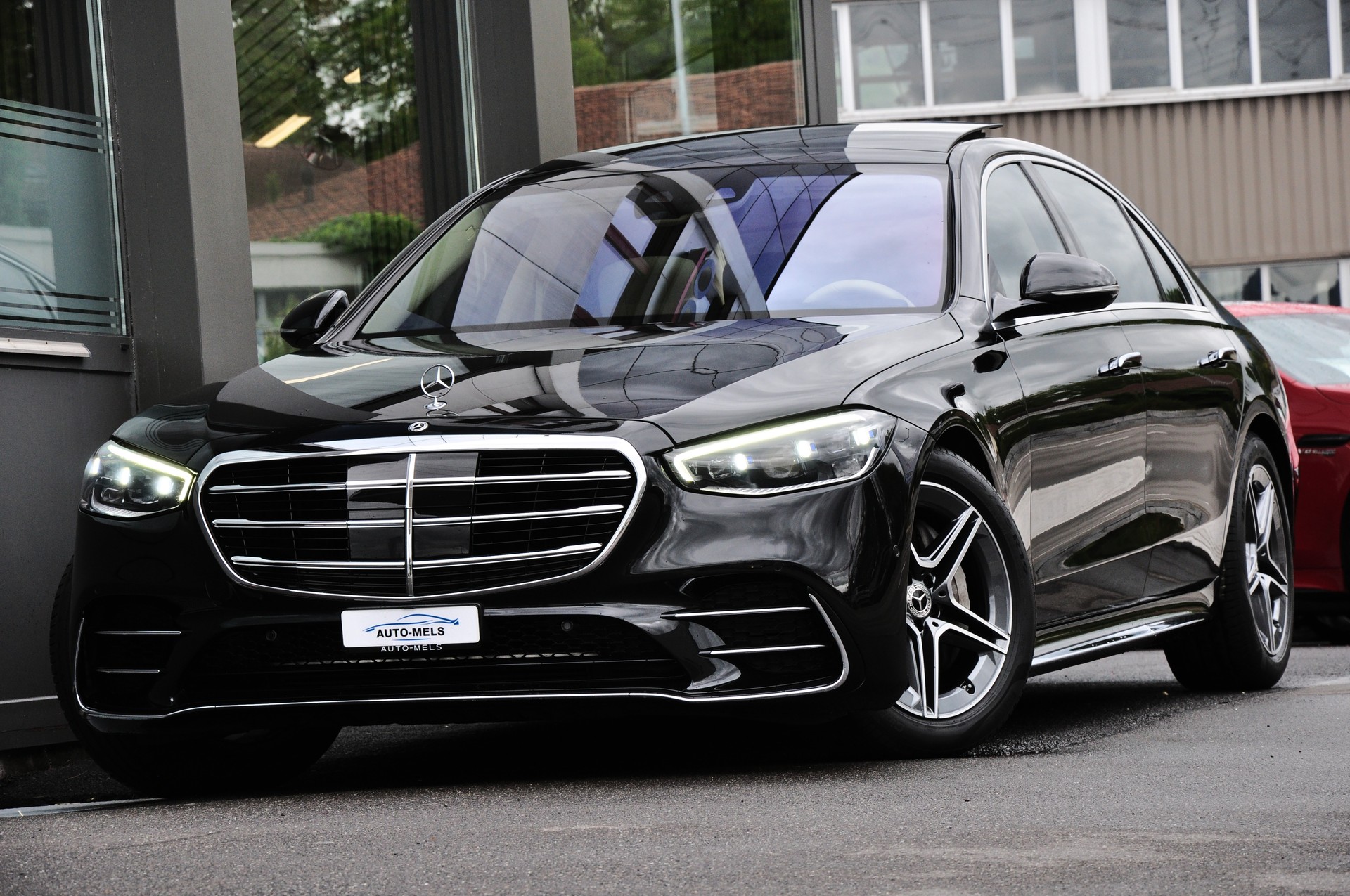 MERCEDES-BENZ S 580 L 4Matic AMG Line 9G-Tronic-showroom-element-1