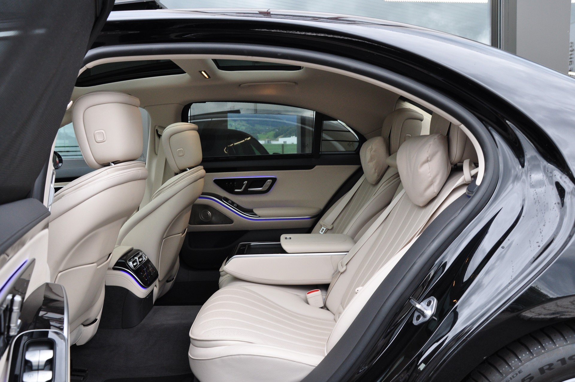 MERCEDES-BENZ S 580 L 4Matic AMG Line 9G-Tronic-image-20