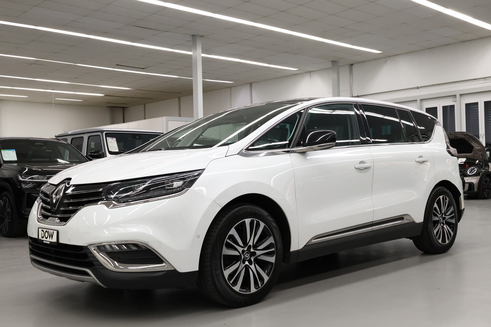 RENAULT Espace 1.6 TCe Initiale EDC-showroom-element-2