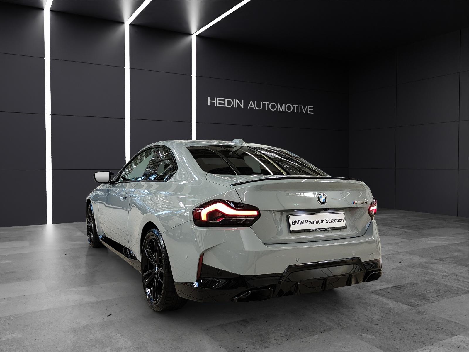 BMW M240i xDrive Coupé-showroom-element-3