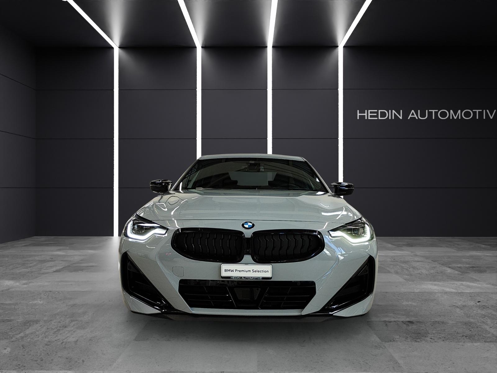 BMW M240i xDrive Coupé-showroom-element-2