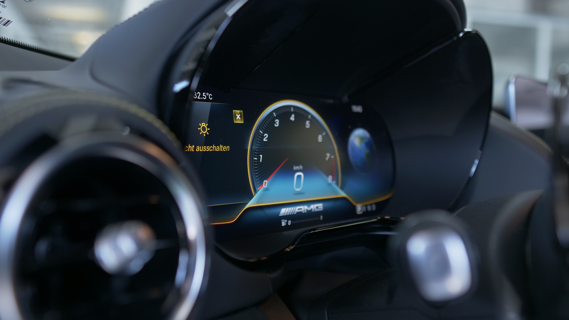MERCEDES-BENZ AMG GT R Speedshift DCT-image-21