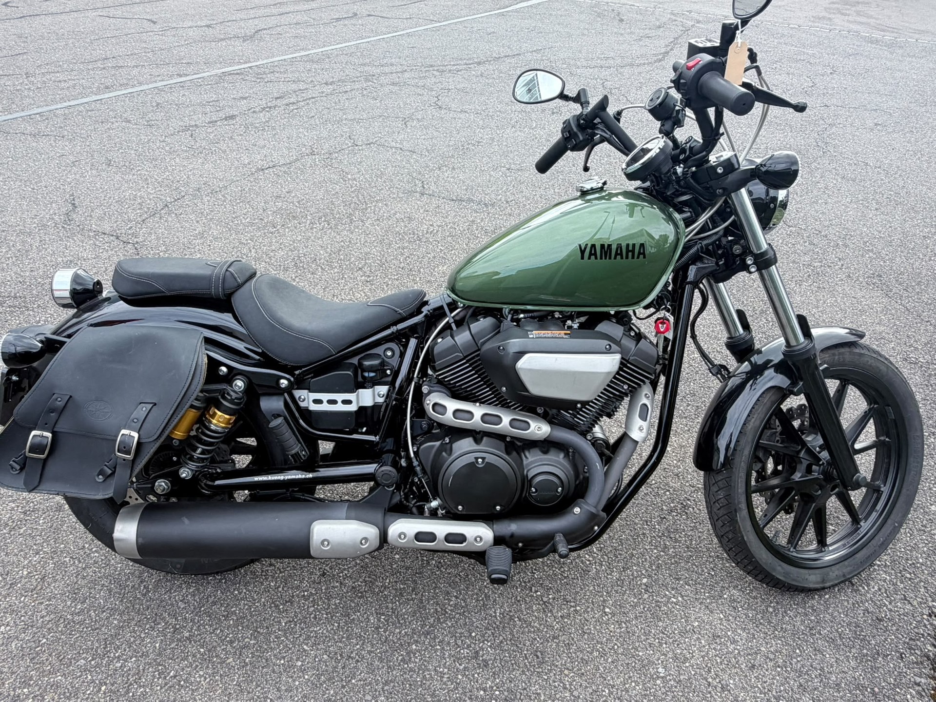 YAMAHA XV 950