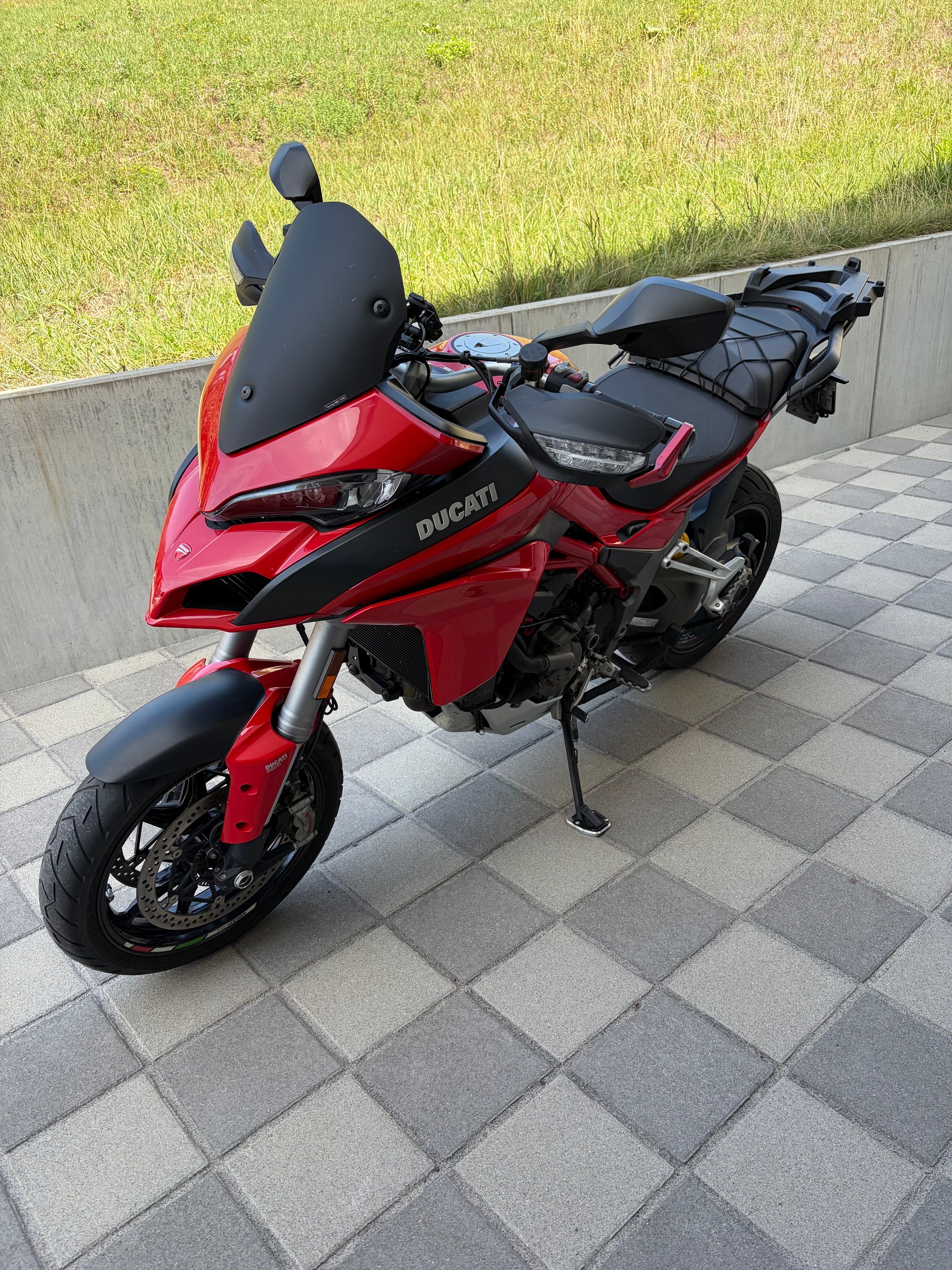 DUCATI Multistrada 1200 S-image-1
