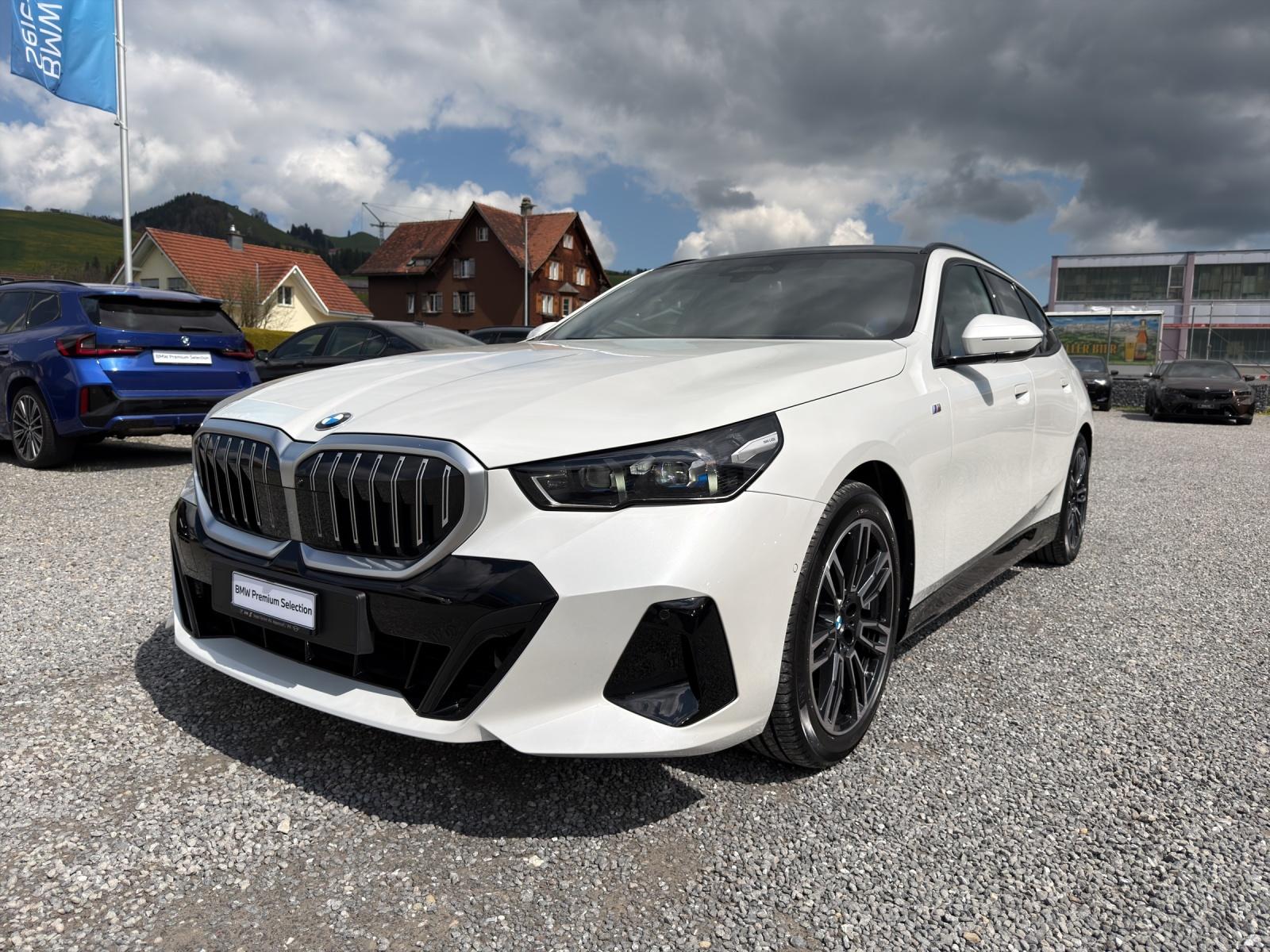 BMW 520d xDrive Touring M Sport-image-23