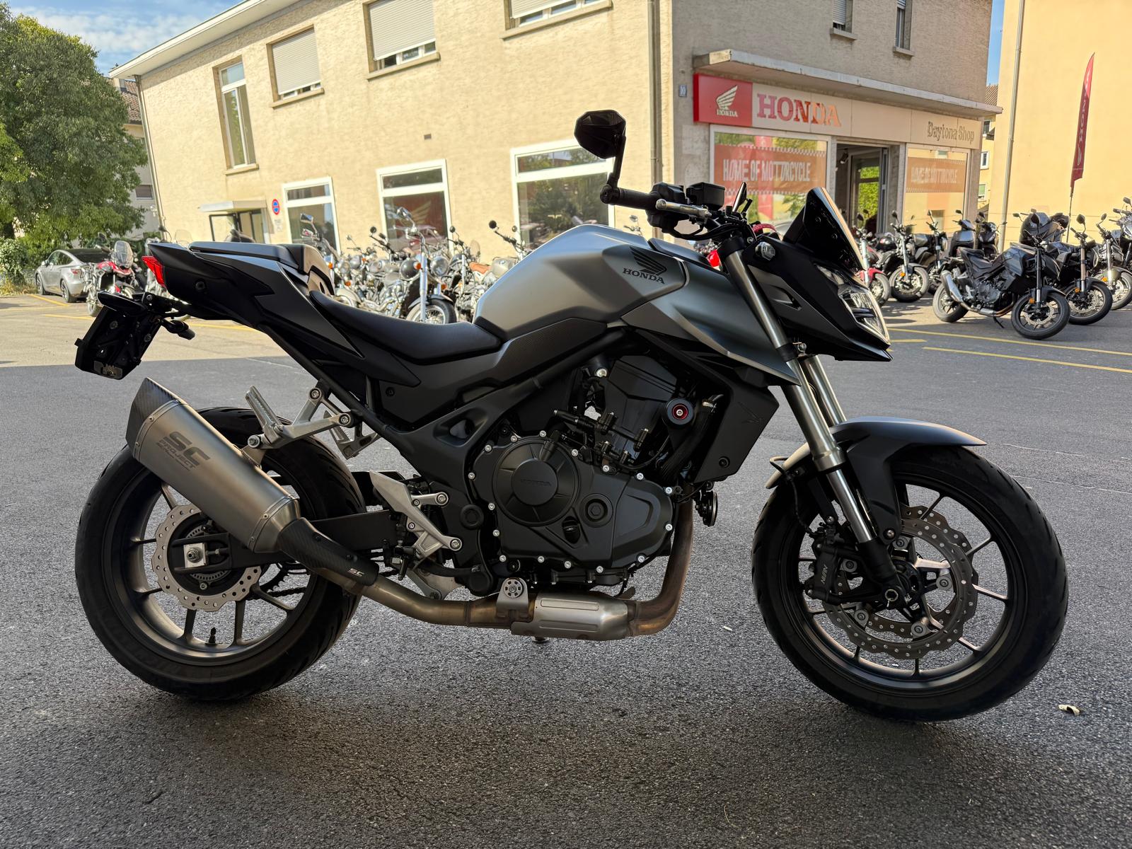 HONDA CB 750 Hornet (35kW)-image-3