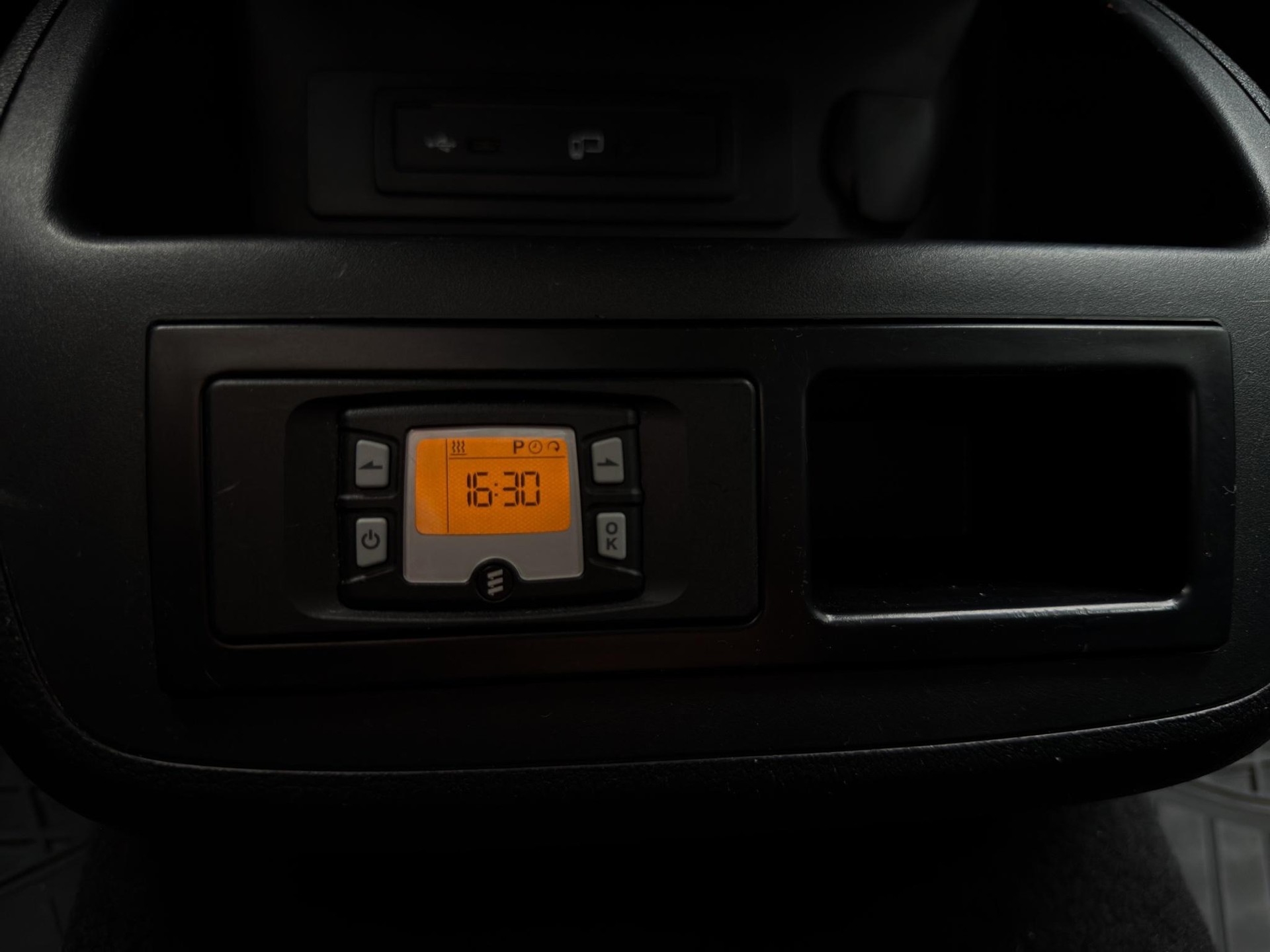 MERCEDES-BENZ Marco Polo 250 d Horizon 4matic-image-28