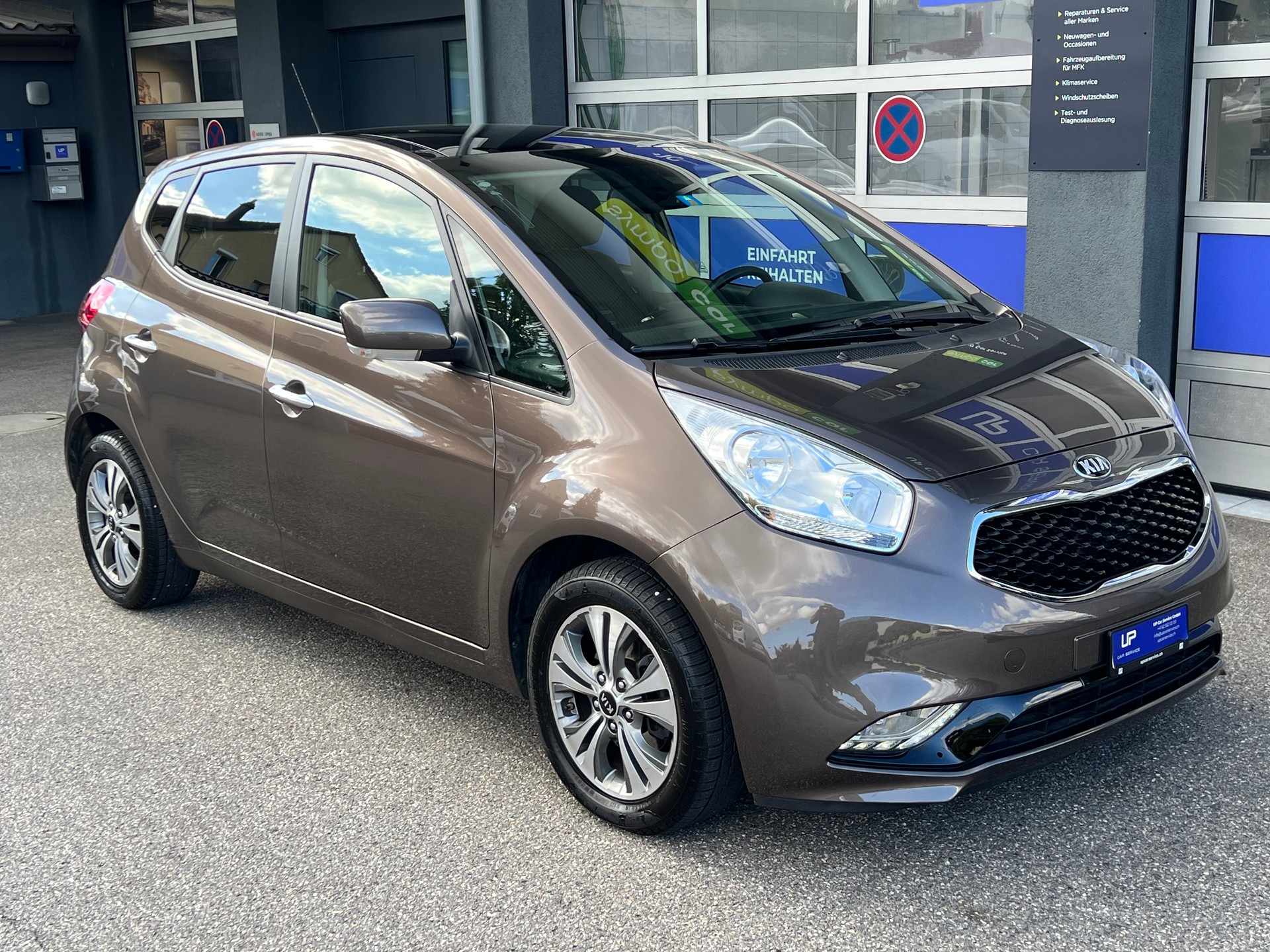 KIA Venga 1.6 CVVT Swiss Champion-showroom-element-2