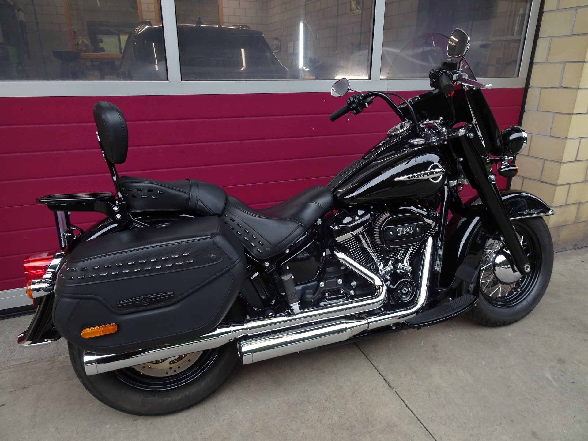 HARLEY-DAVIDSON FLHCS Heritage Classic 114 ABS-image-3