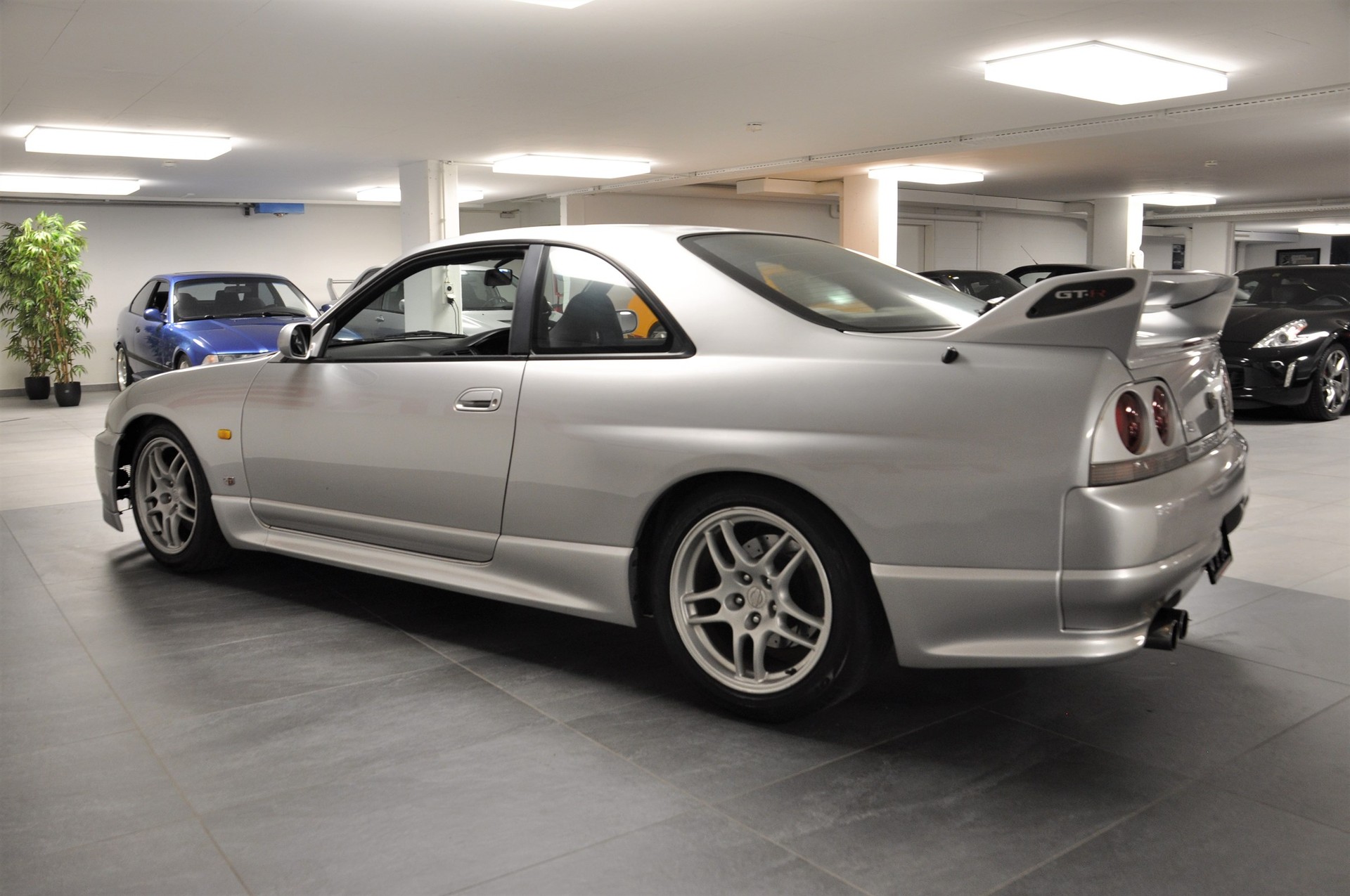 NISSAN Skyline R33 GT-R-image-10